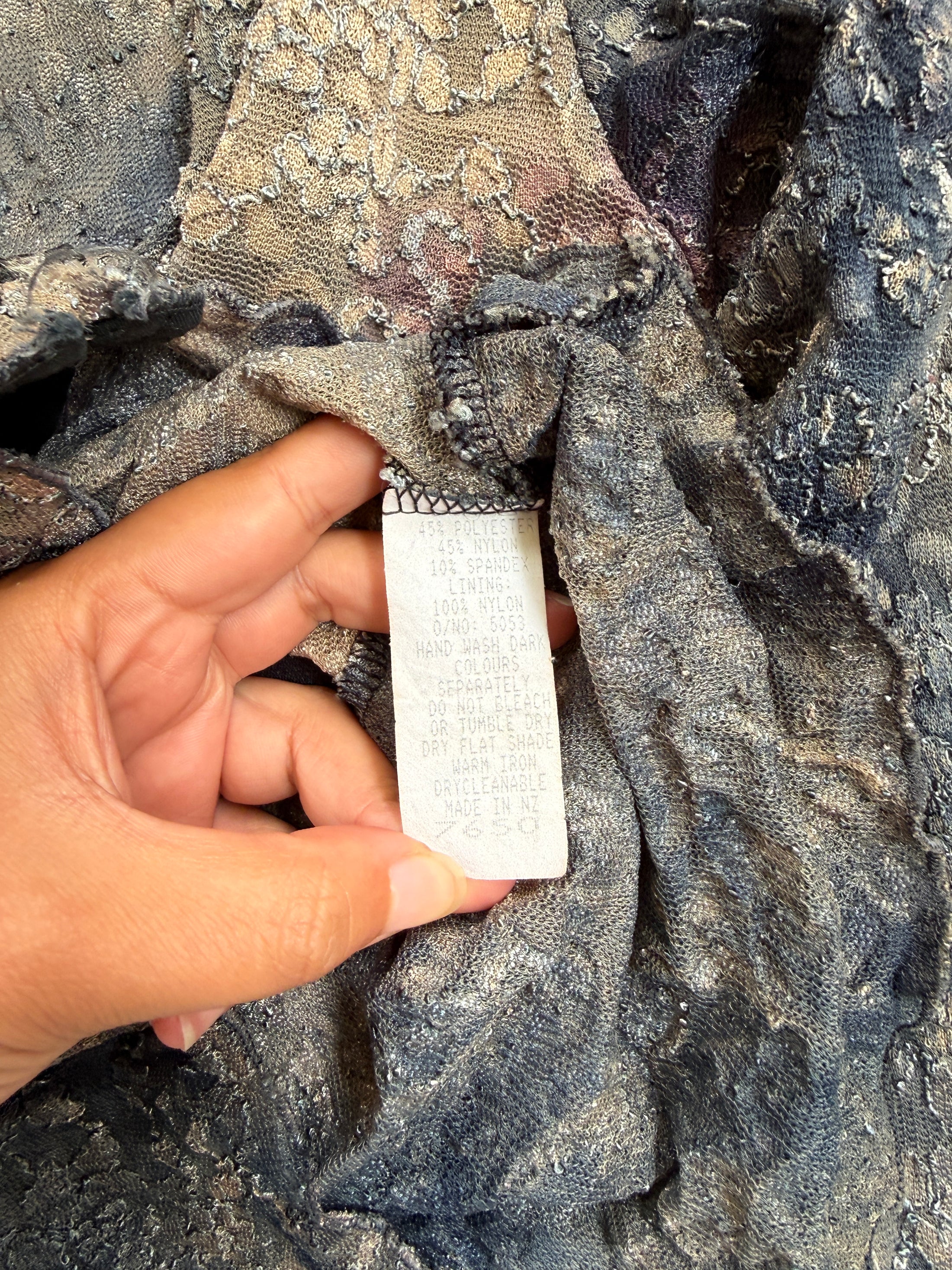 NZ 90’s/00's Pagani whimsy hook eye bell sleeve • Size M