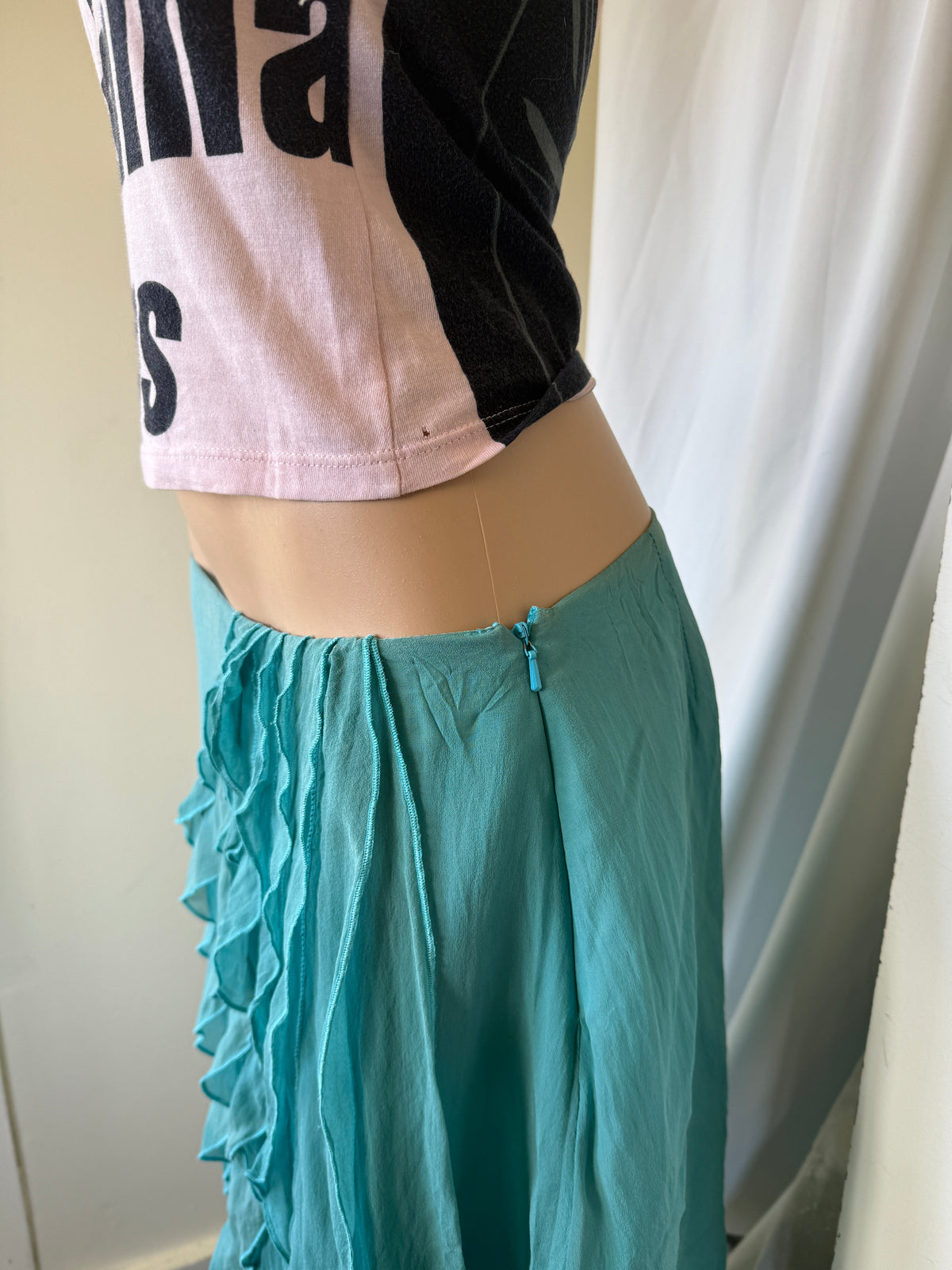 NZ 00s teal sheer ruffle midi • Size 10