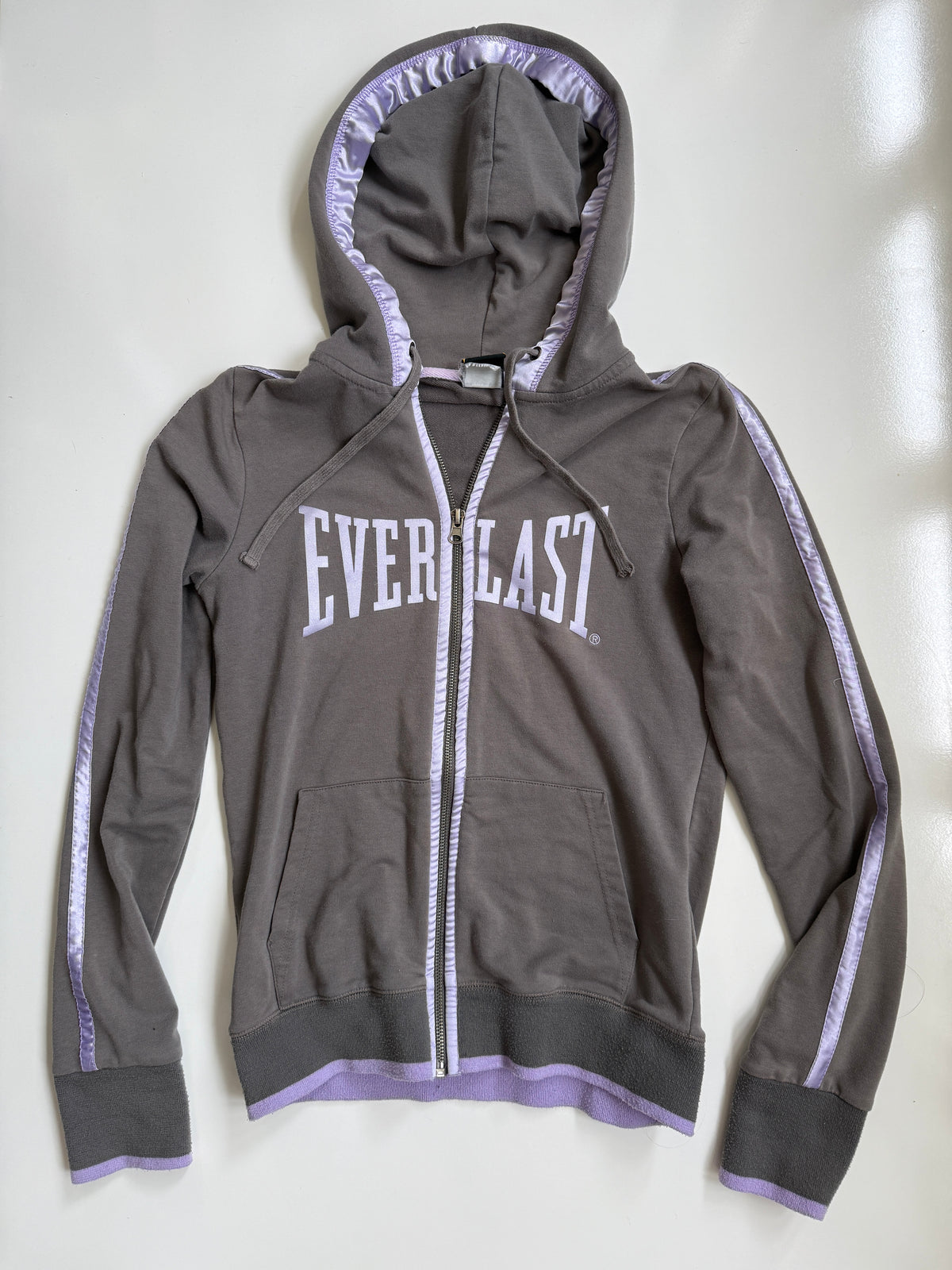 00's Everlast zip hoodie w satin lilac piping • Size S