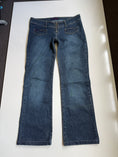 Load image into Gallery viewer, 00's Low-rise zip fly boot cut jeans • Size 12
