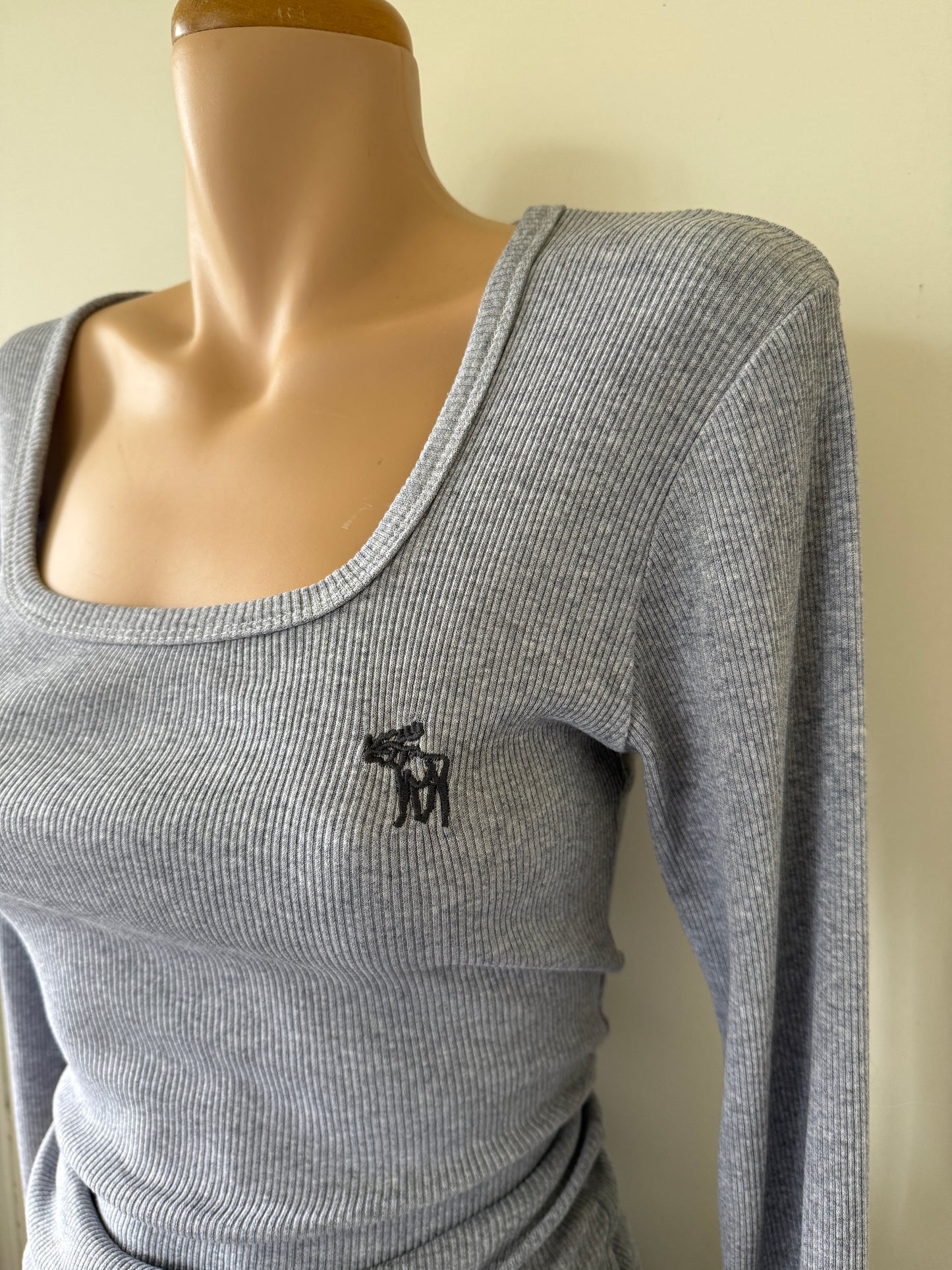00's Abercrombie & Fitch ribbed long sleeve