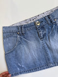 Load image into Gallery viewer, 00's Lightwash denim micro mini • Size 10
