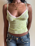 Load image into Gallery viewer, 00's Pale green pattern mesh cami • Size S
