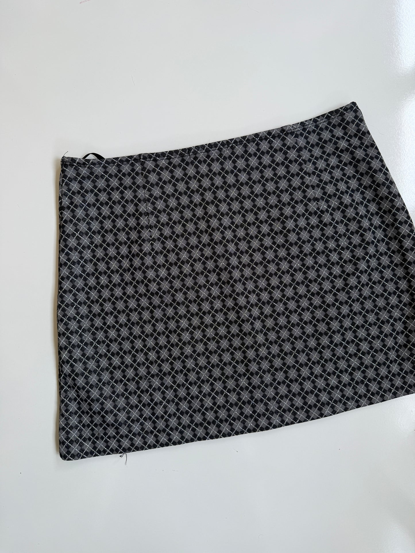 AU 90's/00's Supre glitter argyle print mini • Size XS/S