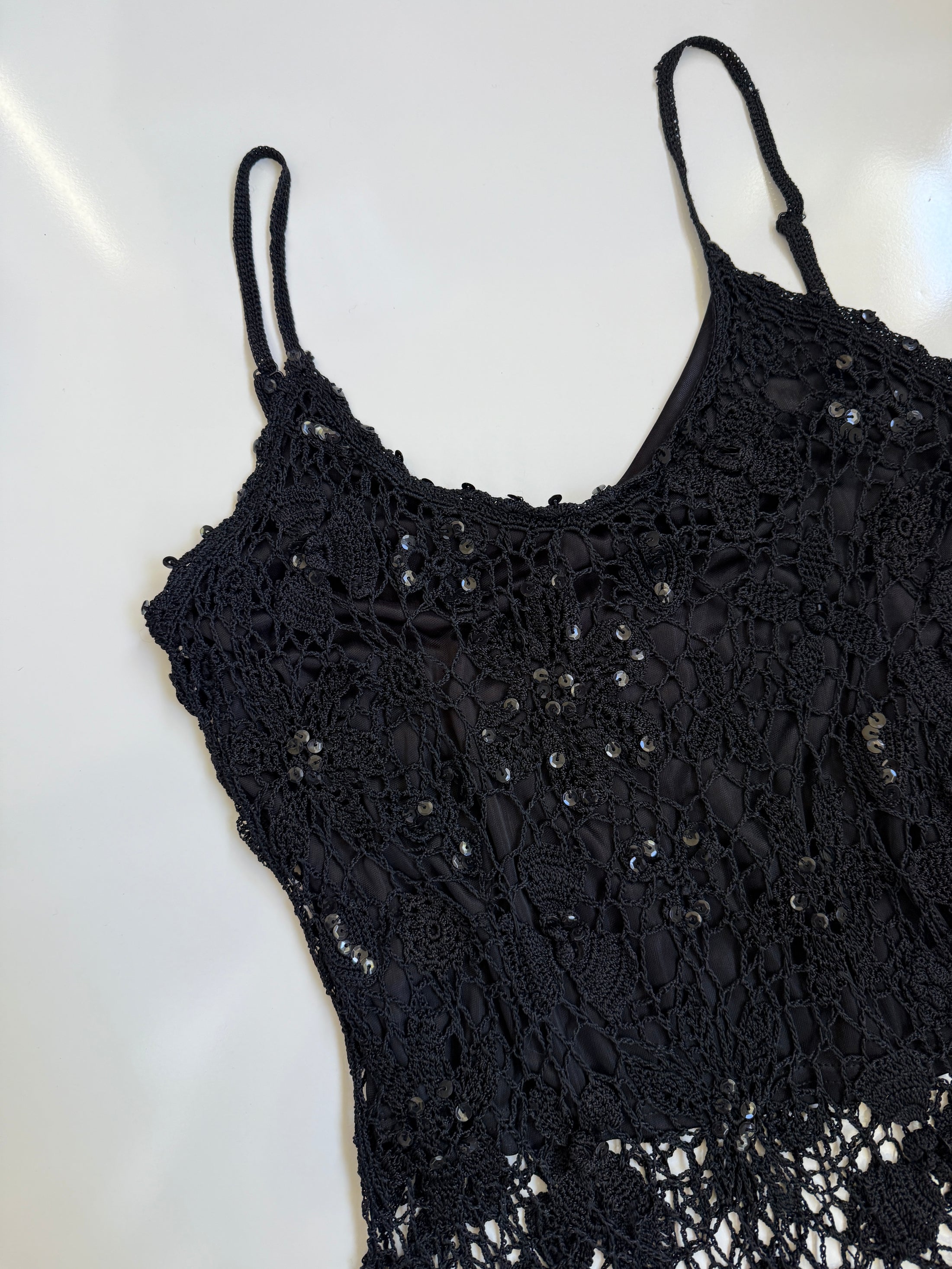 00's Crocheted lined sequin top • Size M