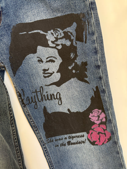 Deadstock 00's graphic print flared jeans • Size 12