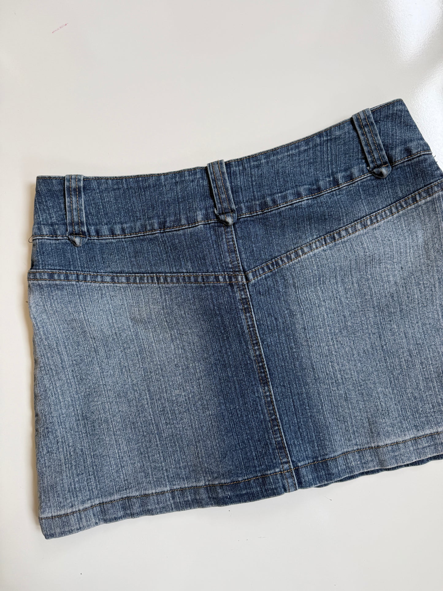 90's/00's  Denim mini • Size 10