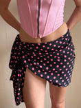 Load image into Gallery viewer, 00's Black Pink polka dot scarf
