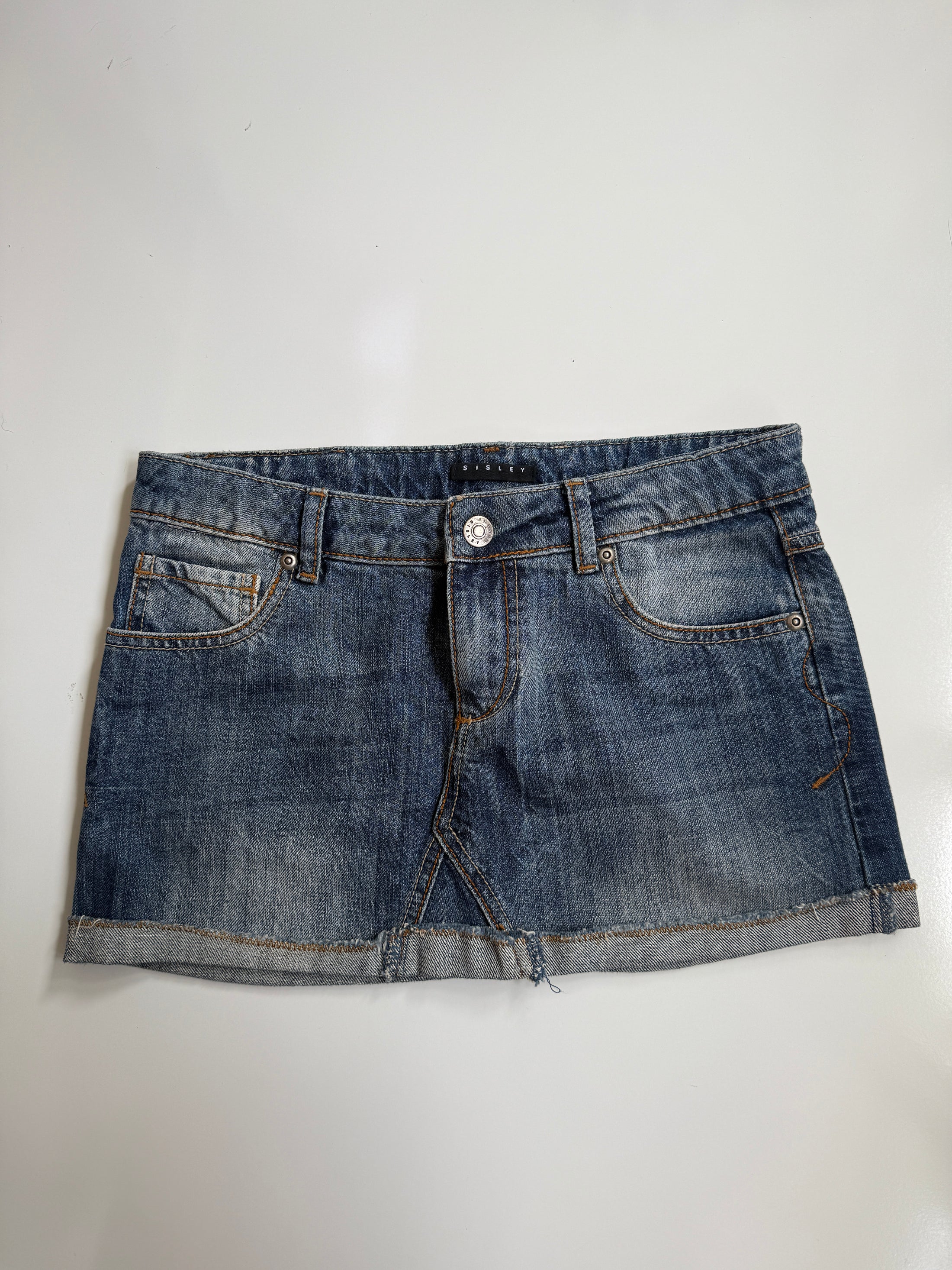 00's Sisley denim mini • Size 4-6