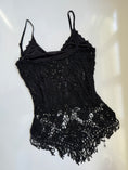 Load image into Gallery viewer, 00's Crocheted lined sequin top • Size M
