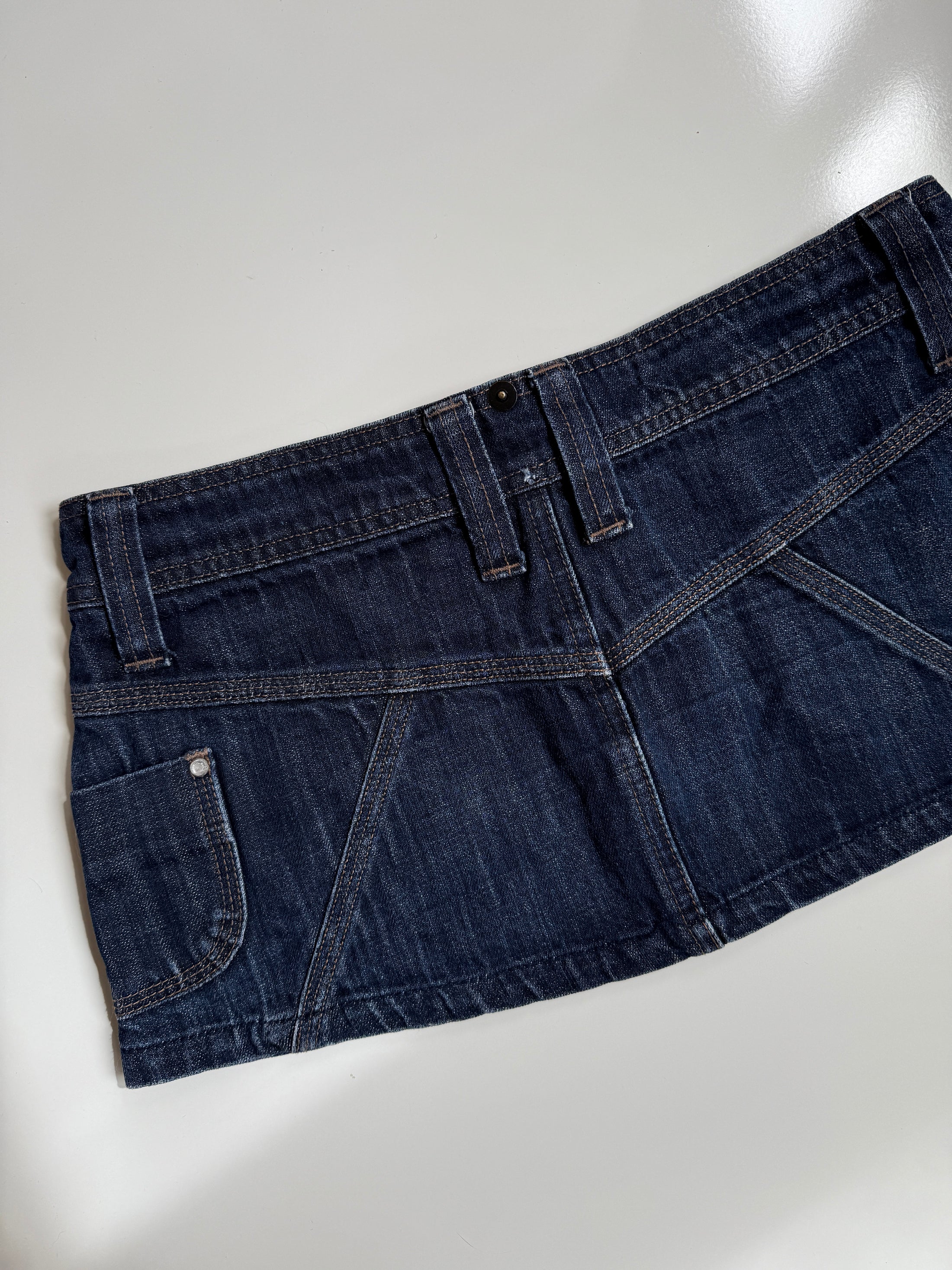 00's Cargo micro mini • Size 8