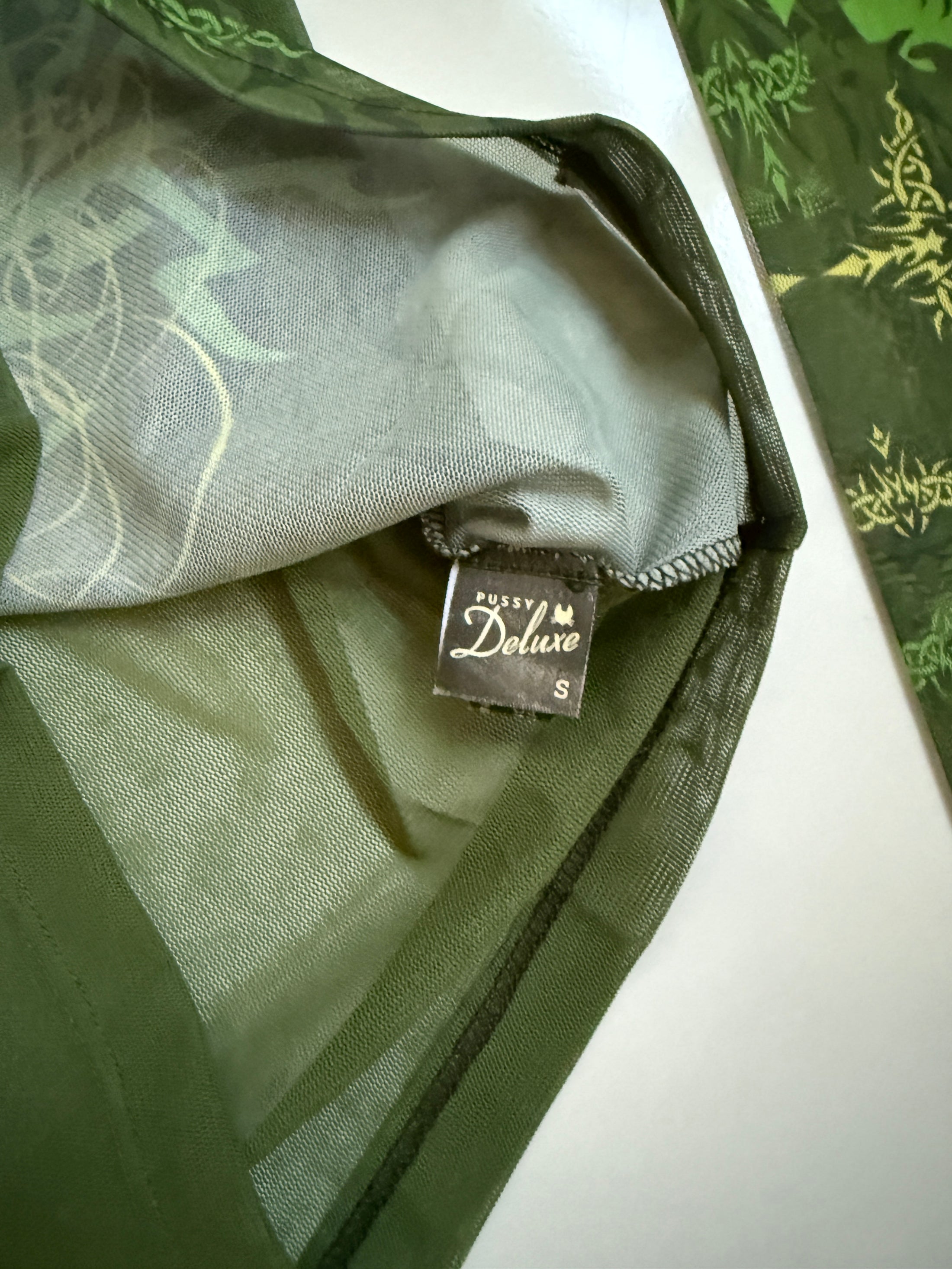 00's Pussy Deluxe khaki mesh print long sleeve • Size S