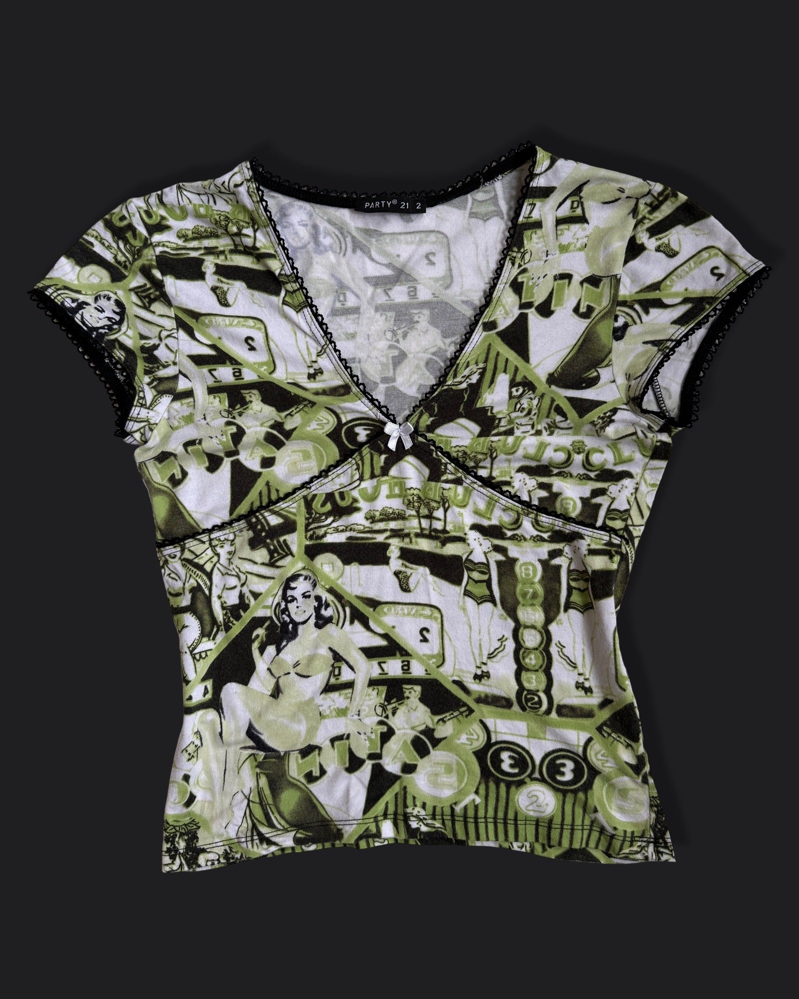 00's Party 21 retro graphic print top • Size S