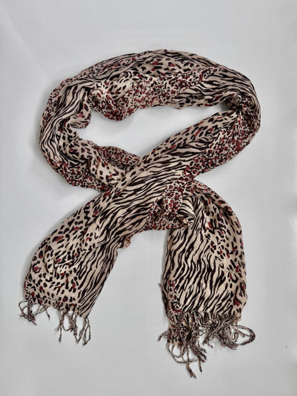 00s Animal print scarf