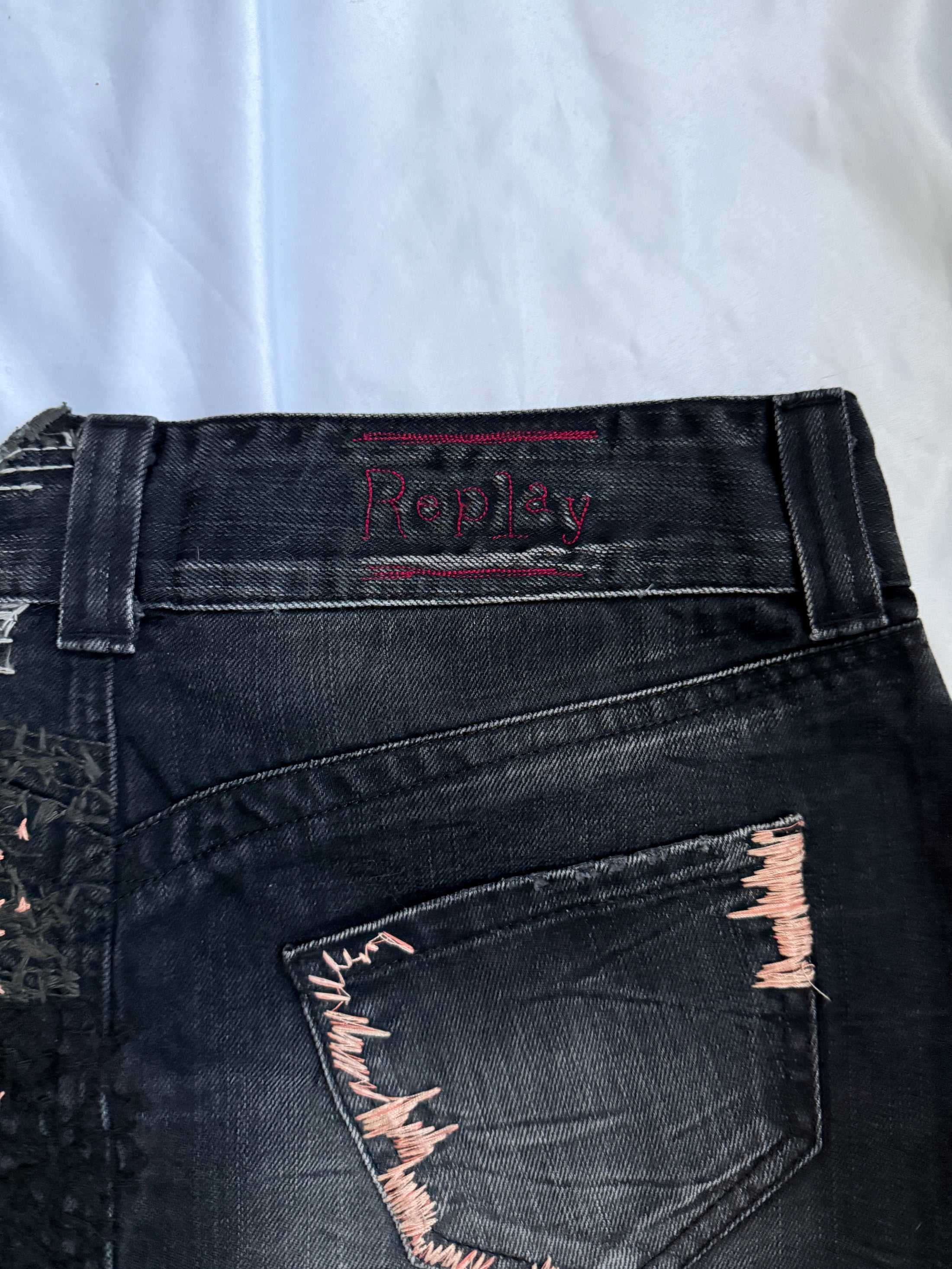 00's Replay embroidered denim mini skirt • Size 8