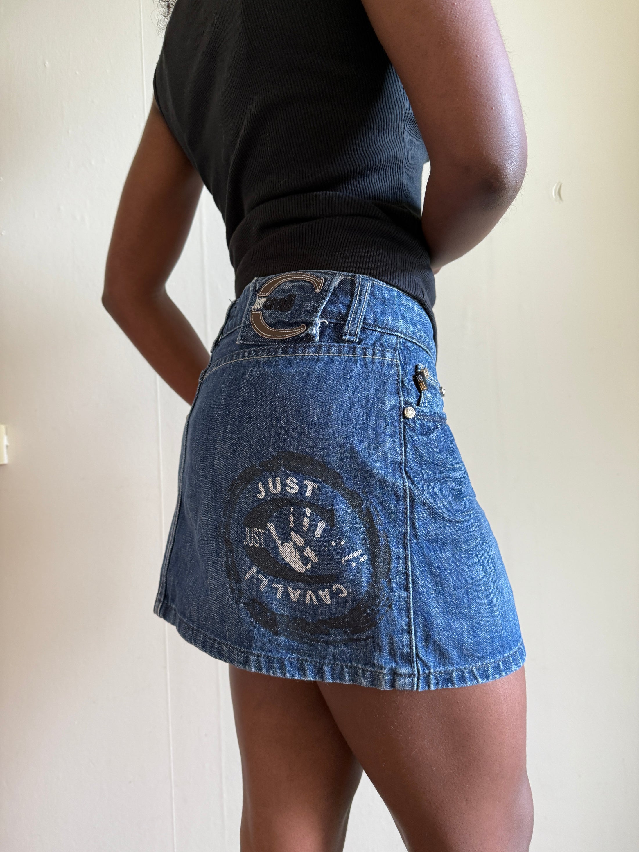 00's Cavalli denim mini skirt • Size 8