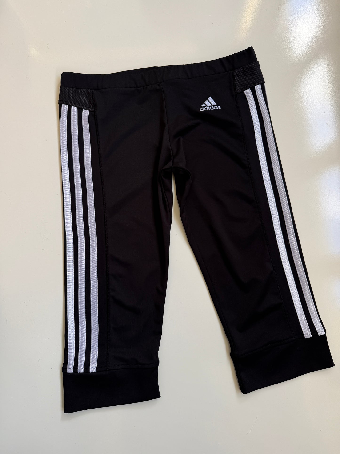 00's Adidas low-rise capris • Size S/M