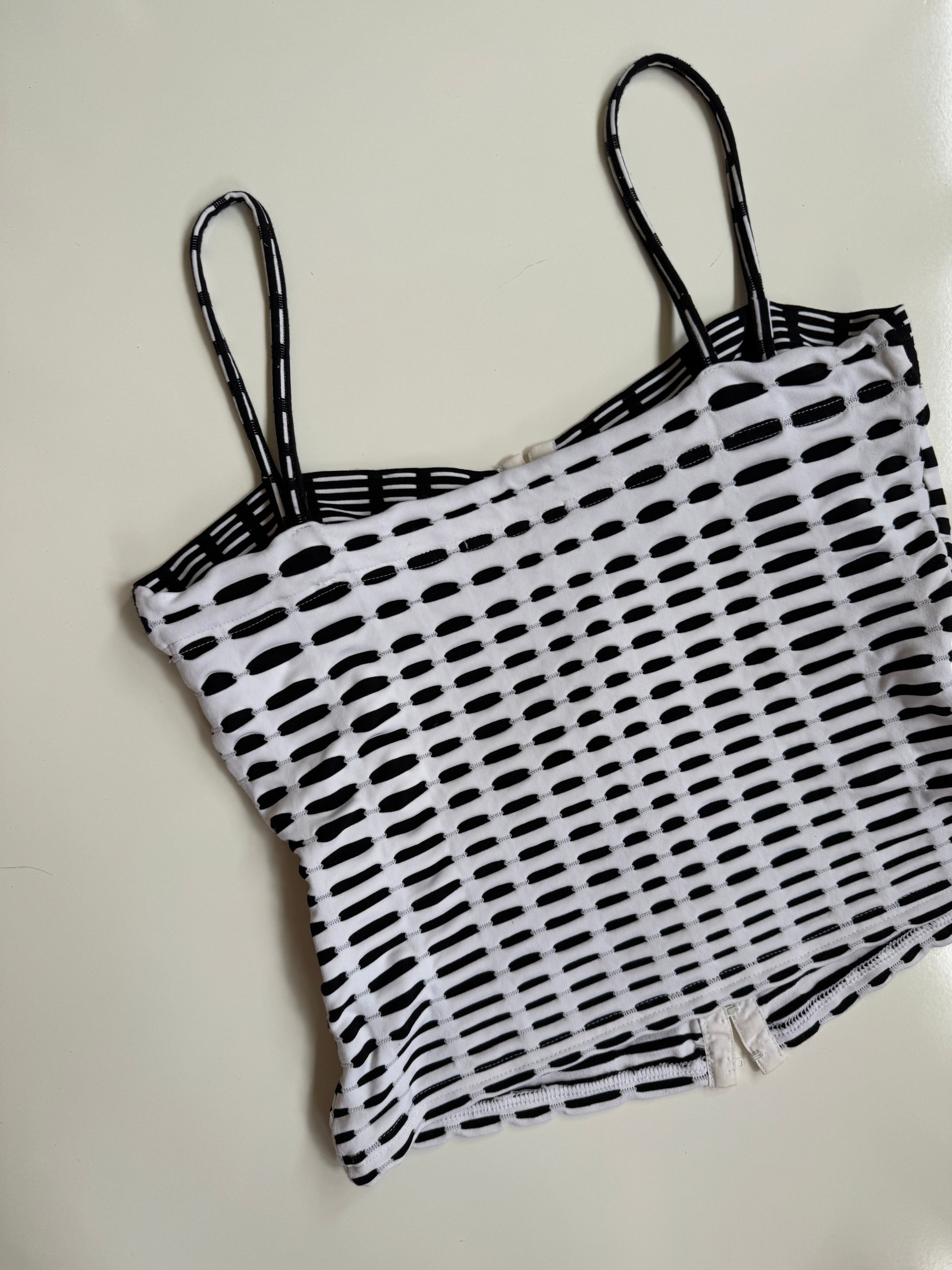 French 00's Lycra hook eye cami  • Size L