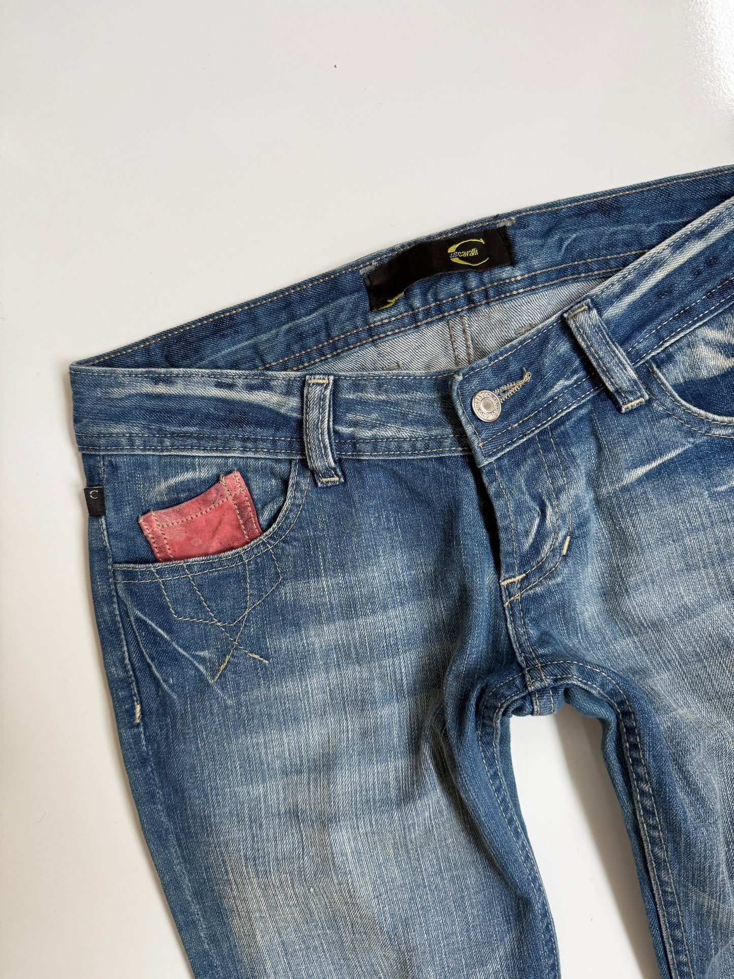 00's Cavalli low-rise jeans w suede pocket detail • Size 6/8