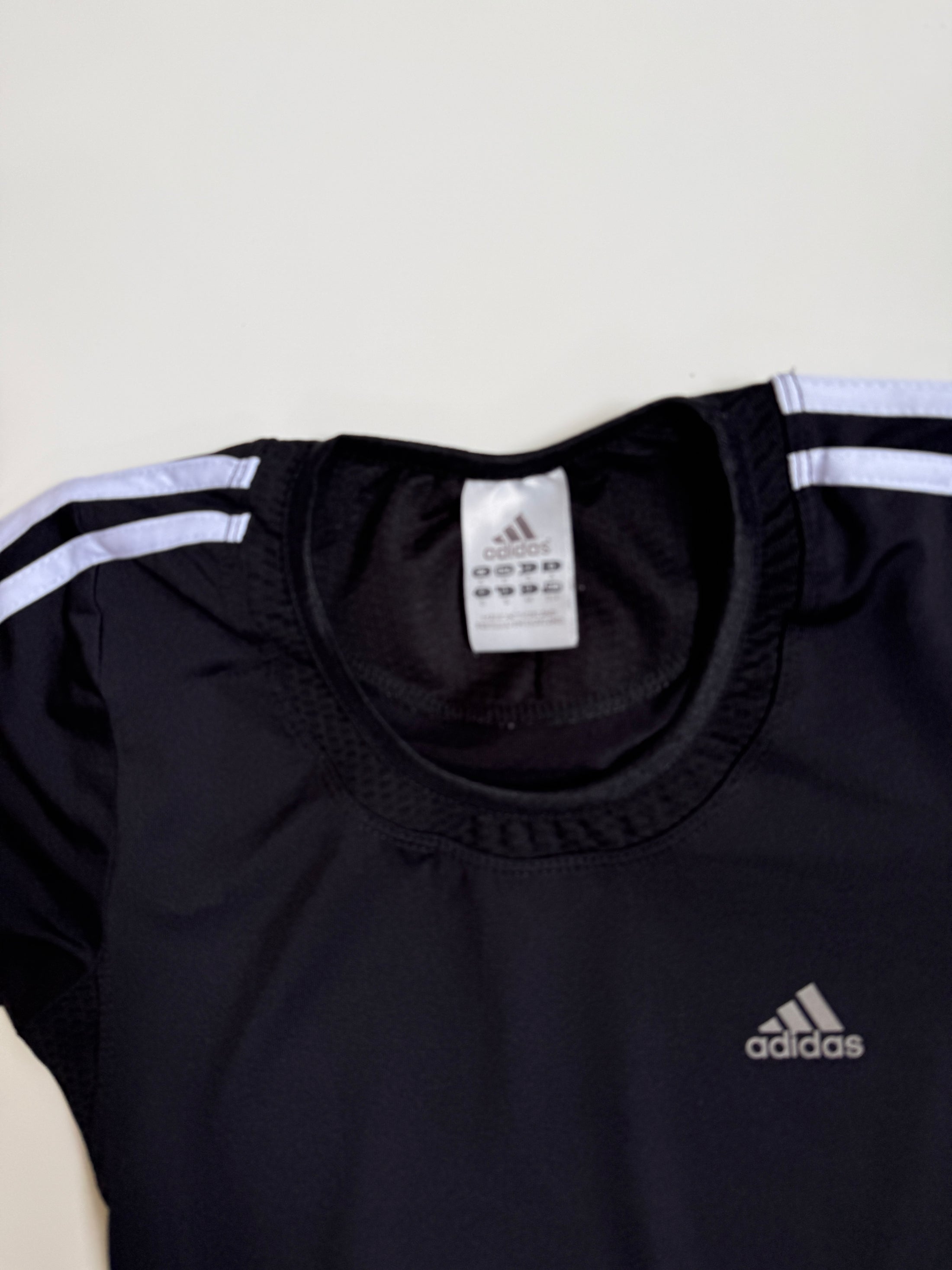 00's Adidas baby tee • Size S