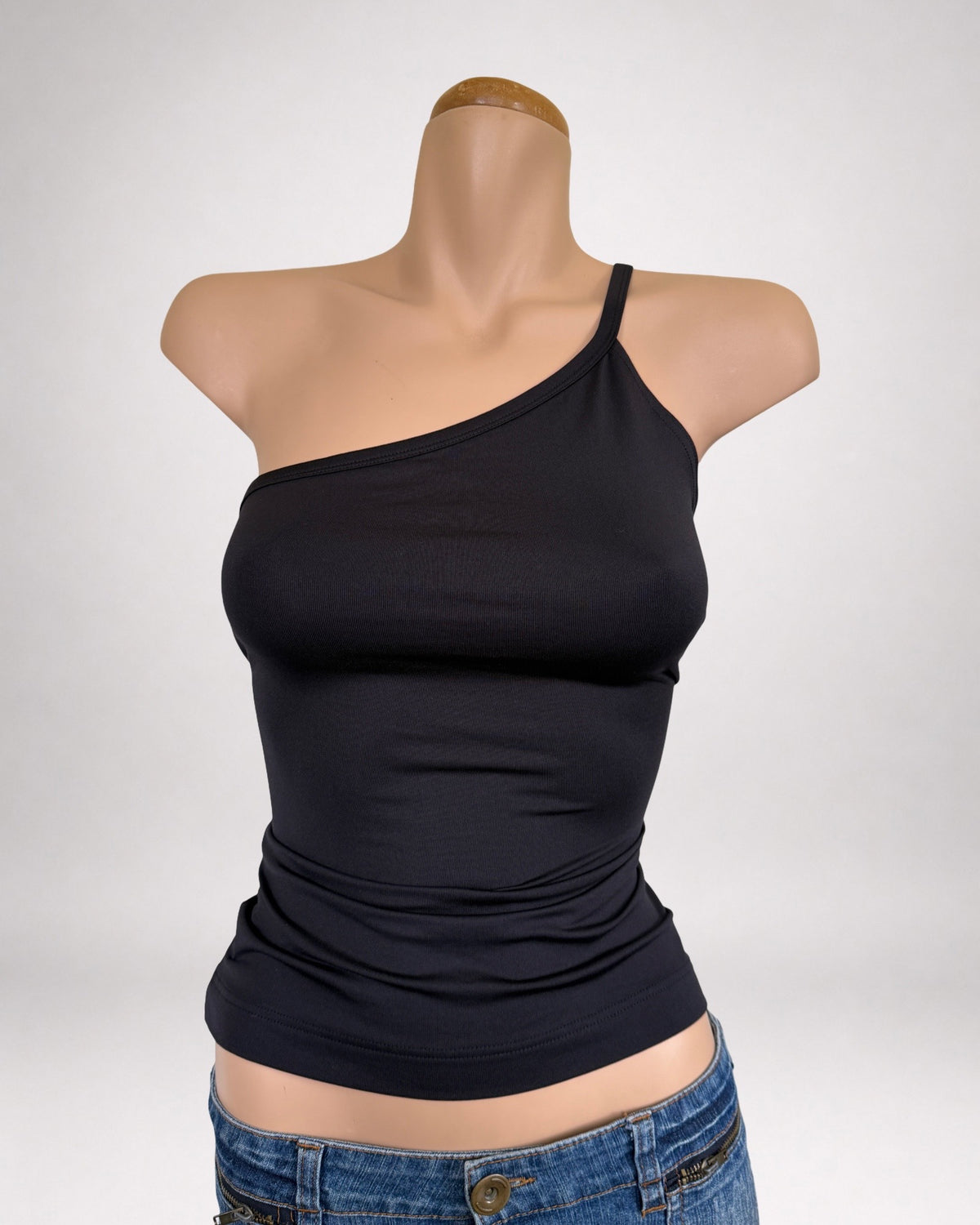 00's One shoulder strap cami • Size M/L