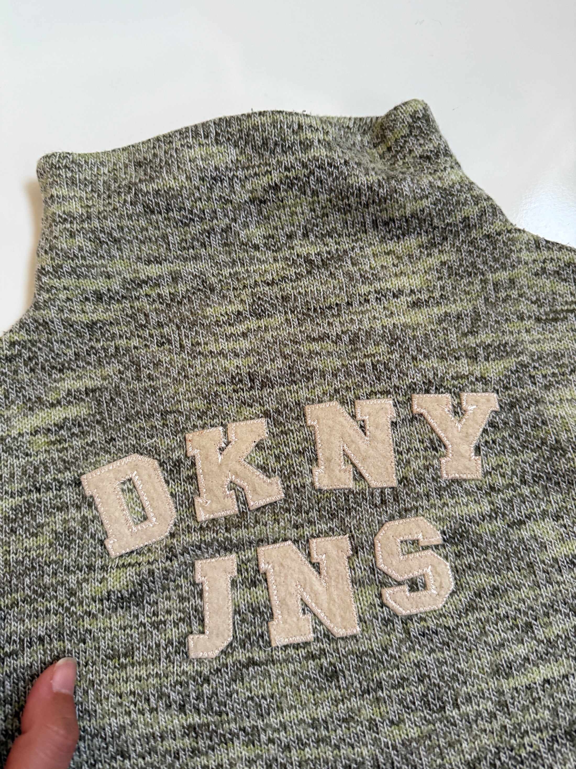00's DKNY speckled spell out knit • Size S-M