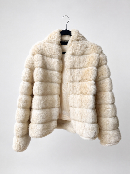Vintage USA Faux fur cream jacket • Size M