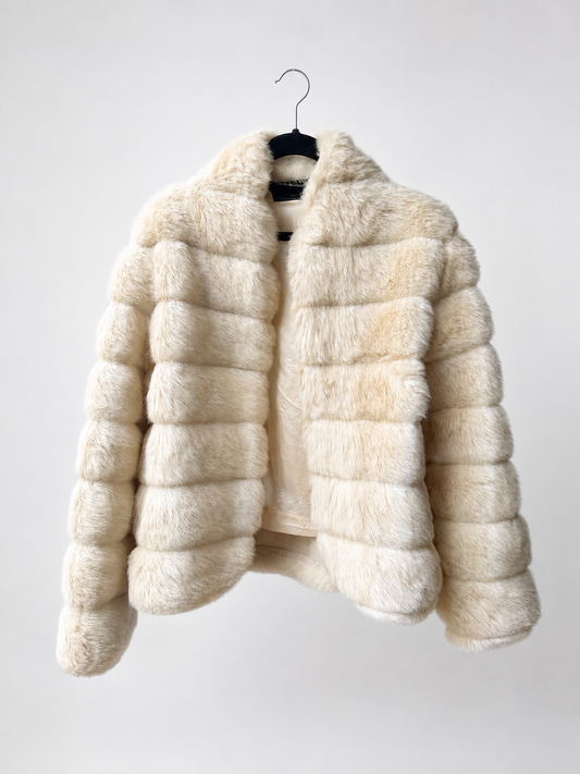 Vintage USA Faux fur cream jacket • Size M