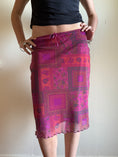 Load image into Gallery viewer, 00's BAY mesh pattern low-rise midi • Size 8/10
