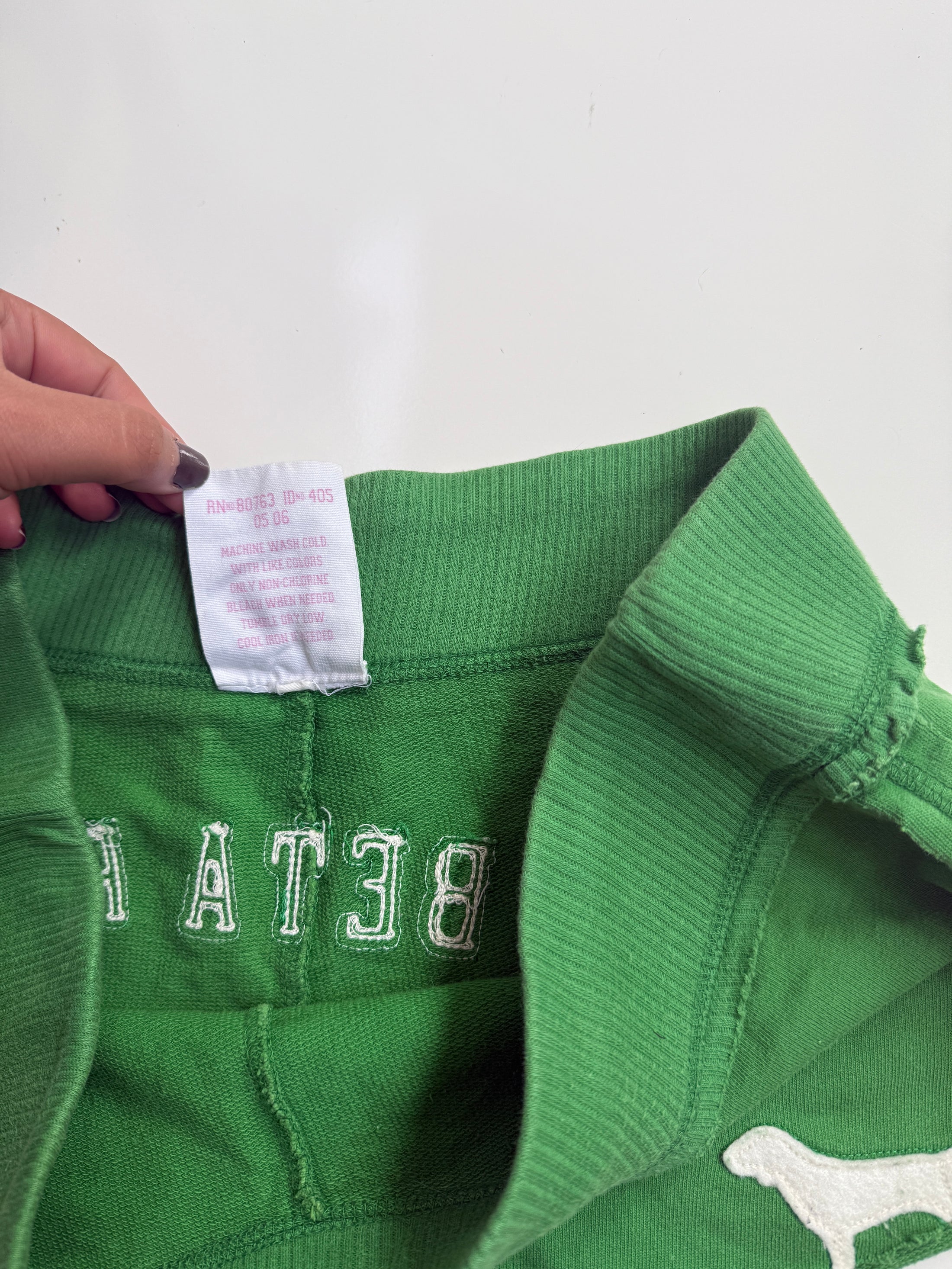 00's VS Pink distressed micro shorts w embroidery• Size S