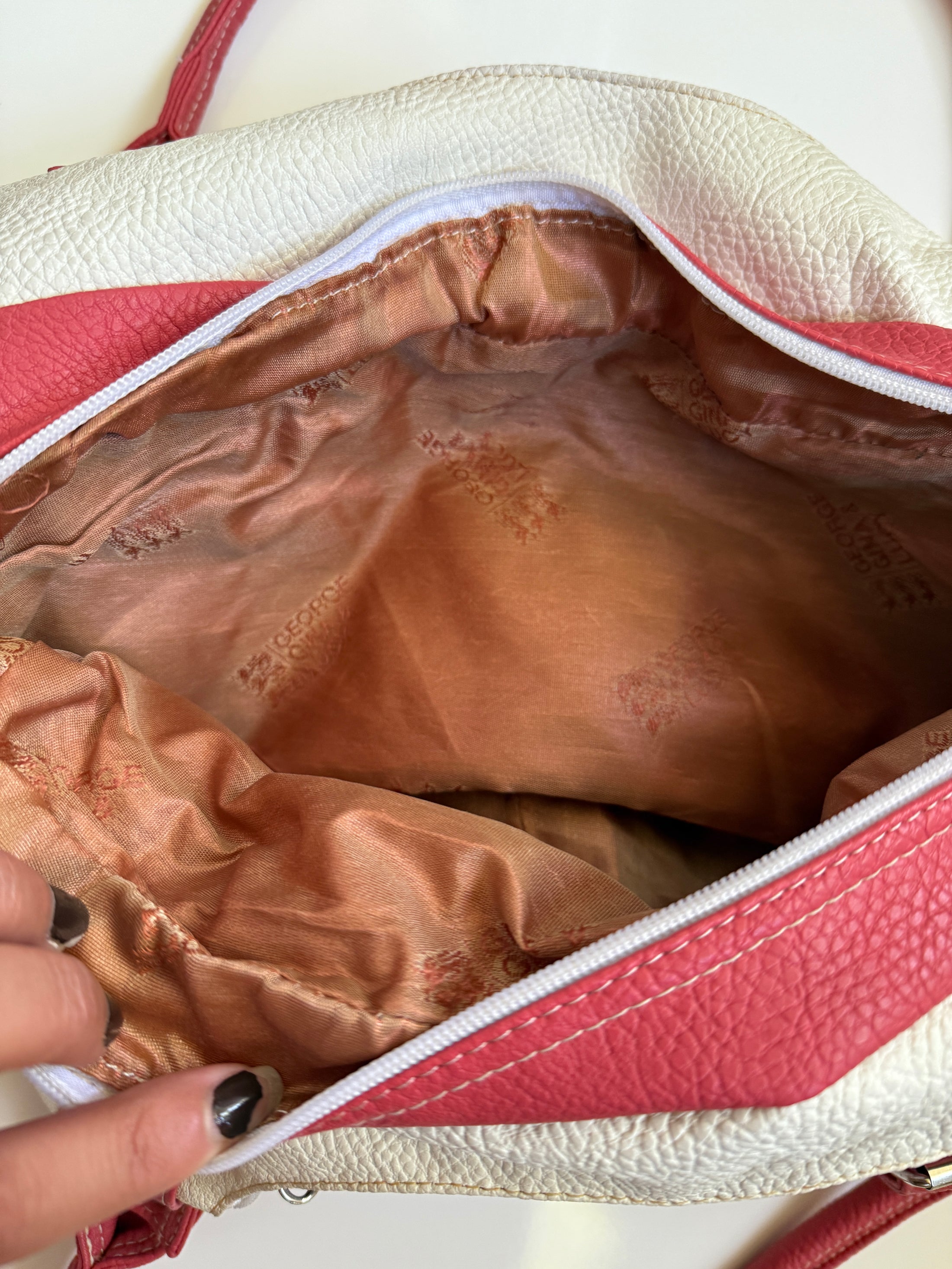 BL 00's George Gina Lucy bag