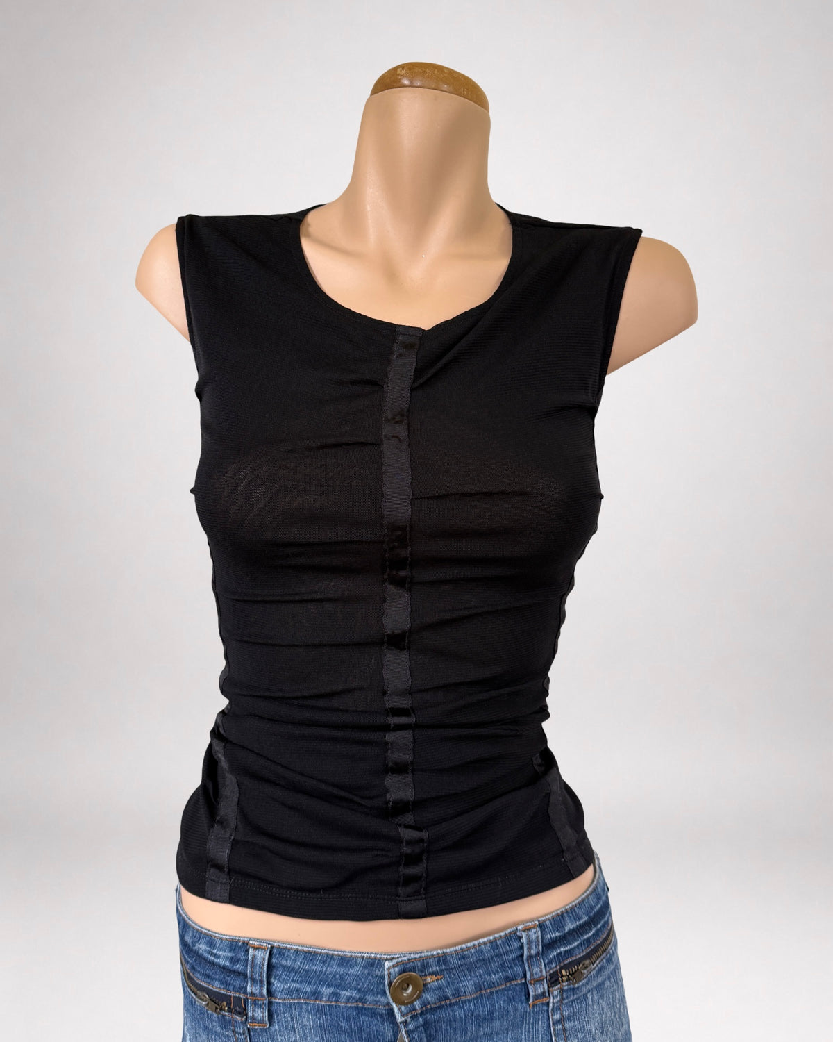00s Ruched mesh tank • Size M