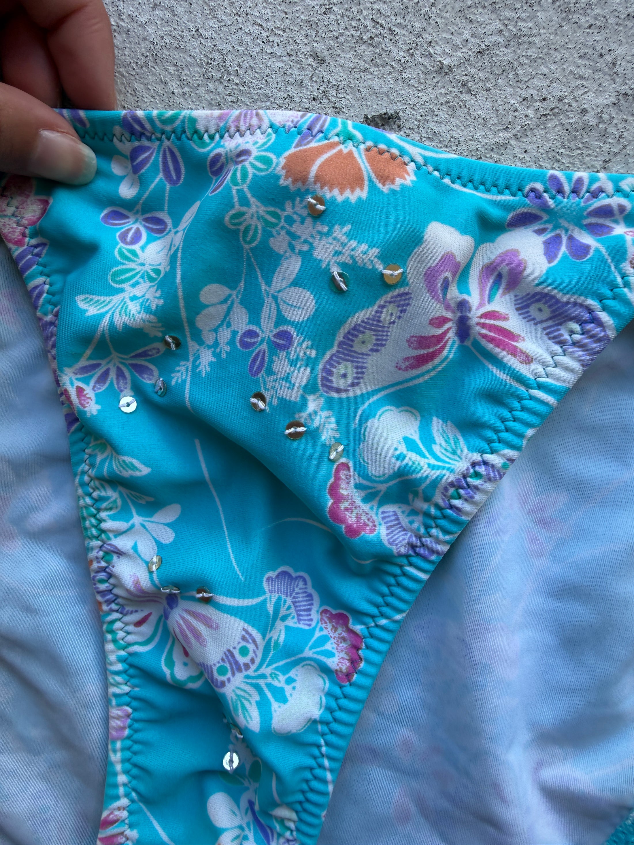 00’s Pattern sequin bikini • Size M