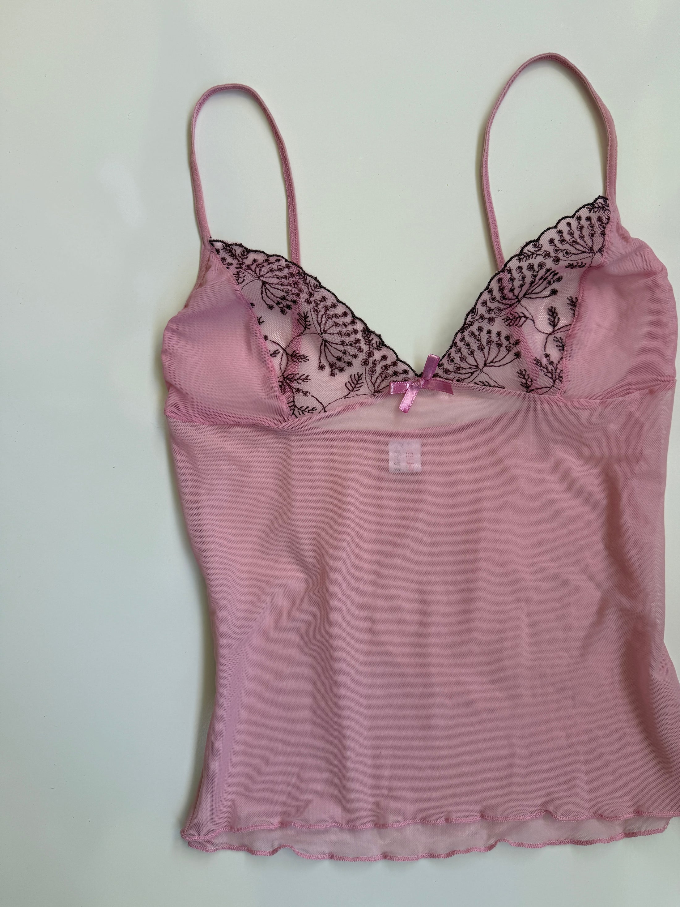 00's Pink mesh embroidered cami • Size S