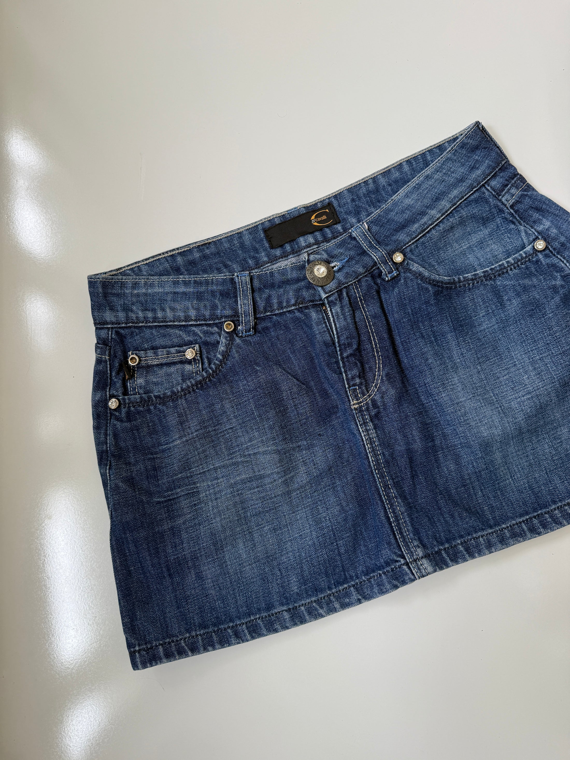 00's Cavalli denim mini skirt • Size 8