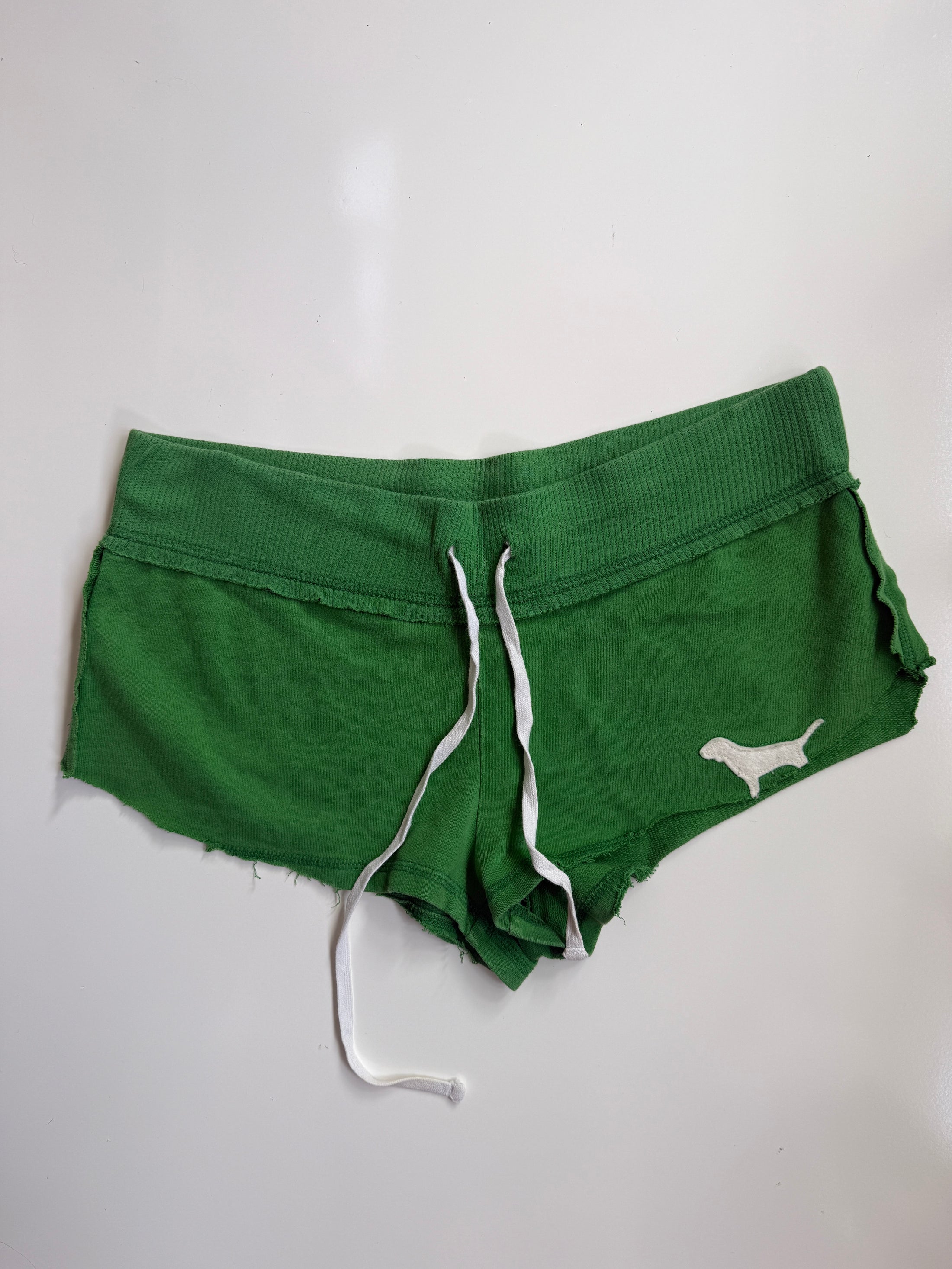 00's VS Pink distressed micro shorts w embroidery• Size S