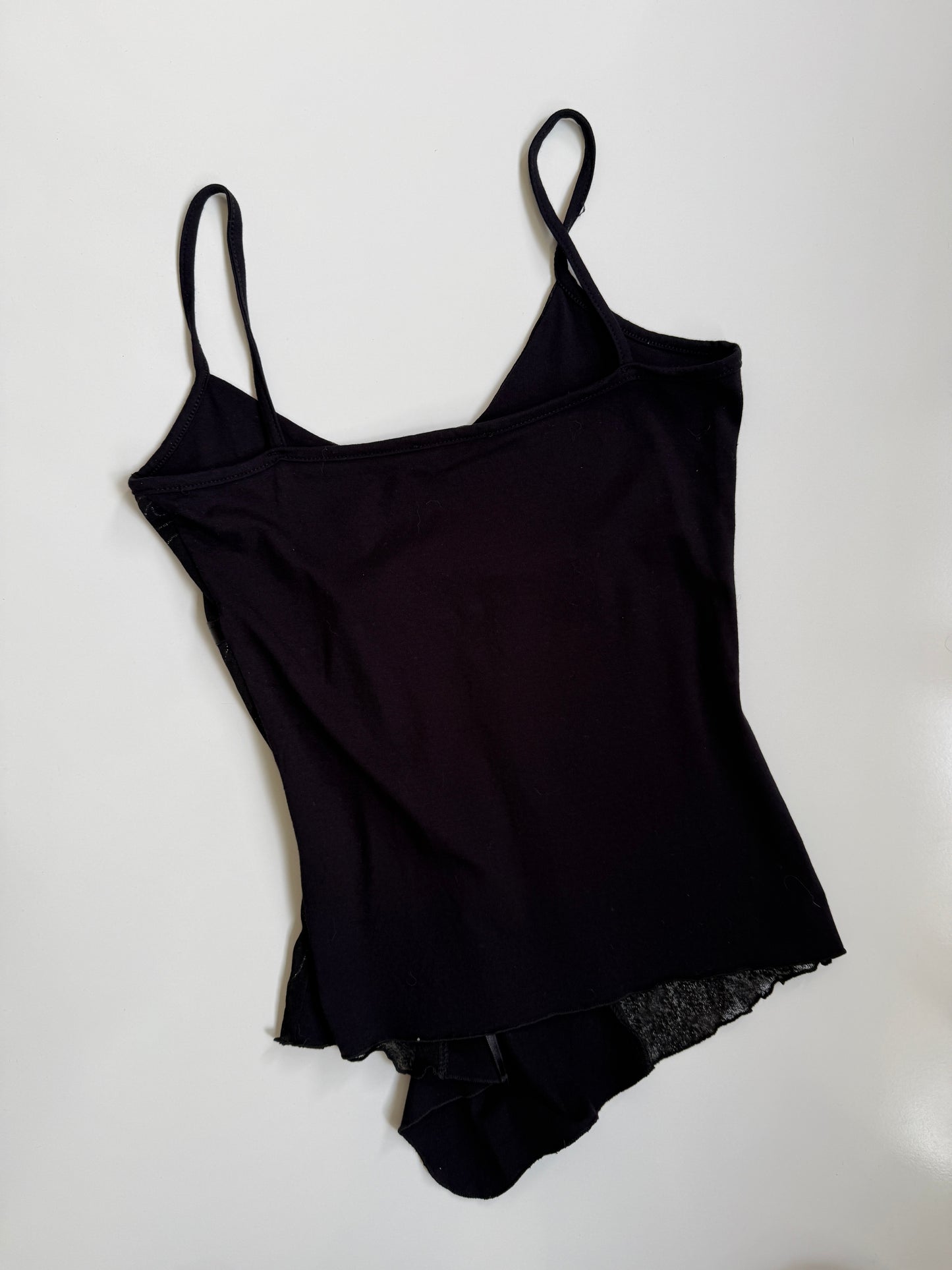 00's Asymmetric cami w ribbon detail • Size S