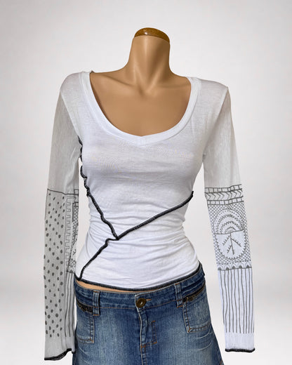 Deadstock 00s Deux Mille Vingt Six 2026 (Cop Copine sister brand) wool blend mesh long sleeve • Size M