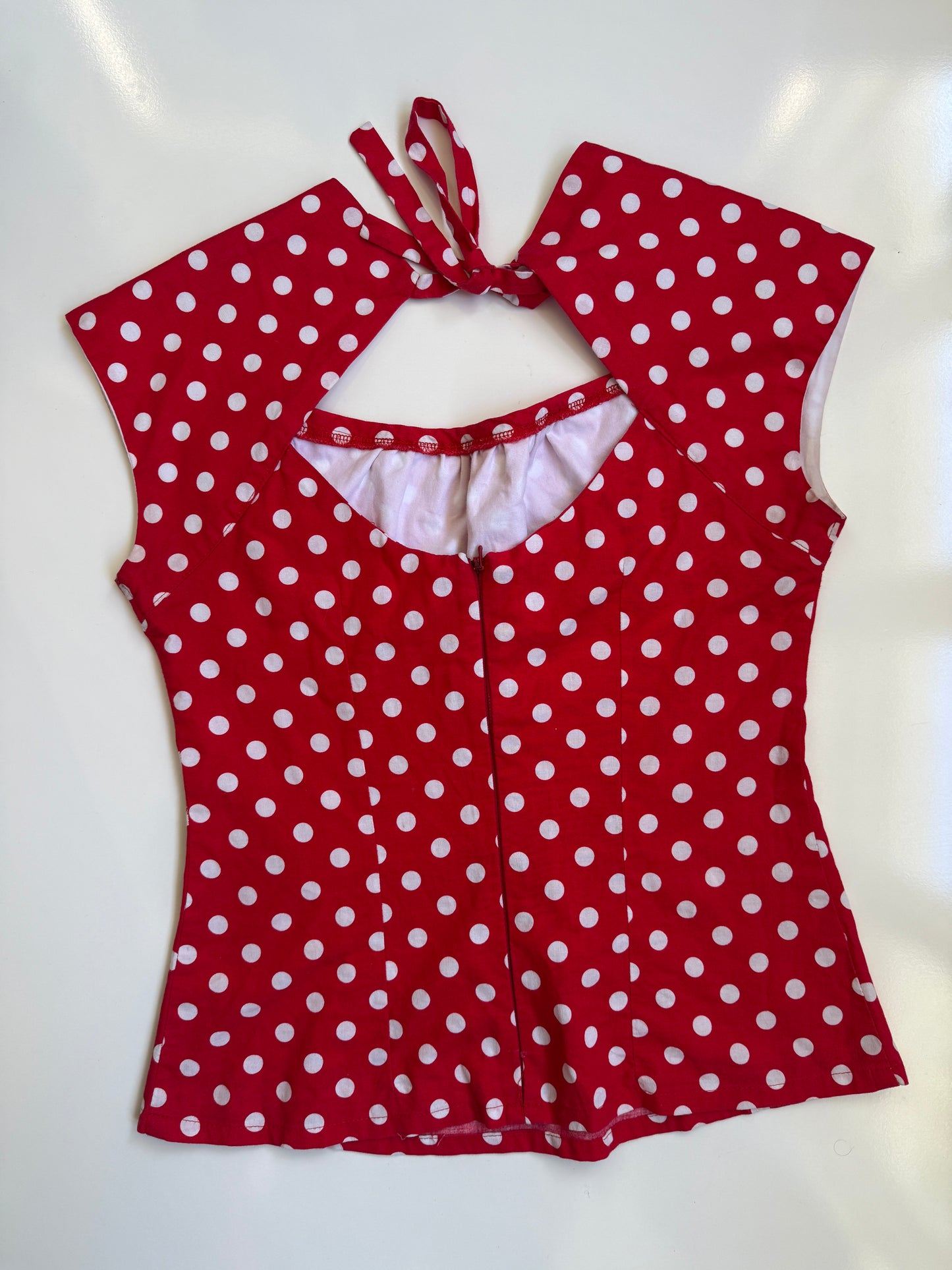 NZ Polka dot tie back top • Size 10