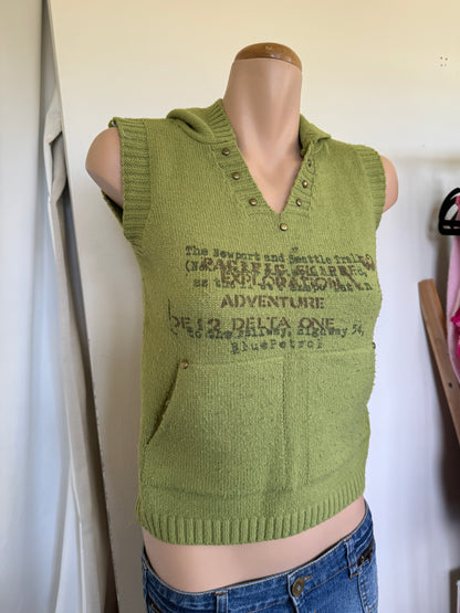 00's Wool studded knit vest w hood • Size S