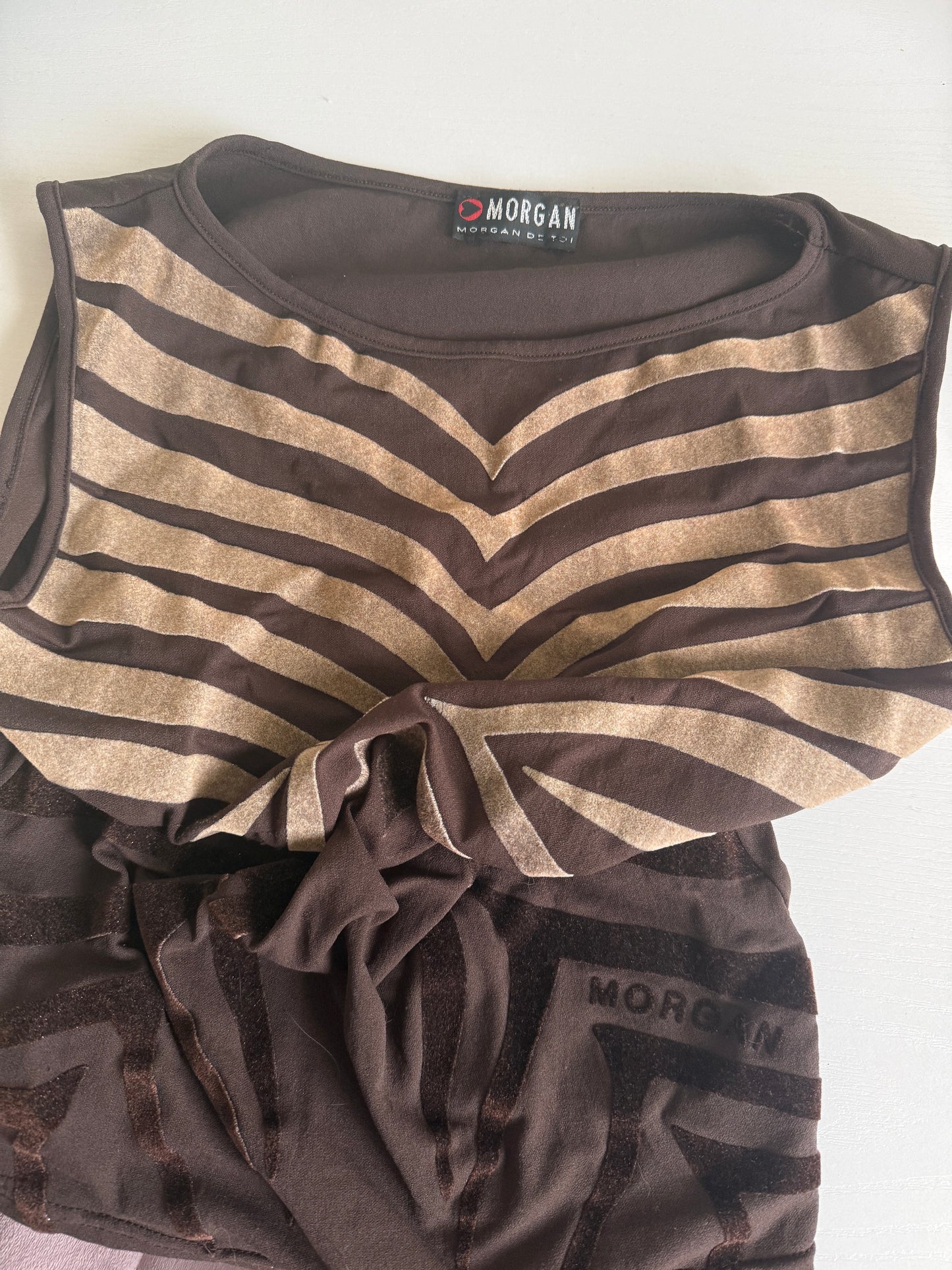 00's Morgan brown mesh tank w velvet patterns • Size S