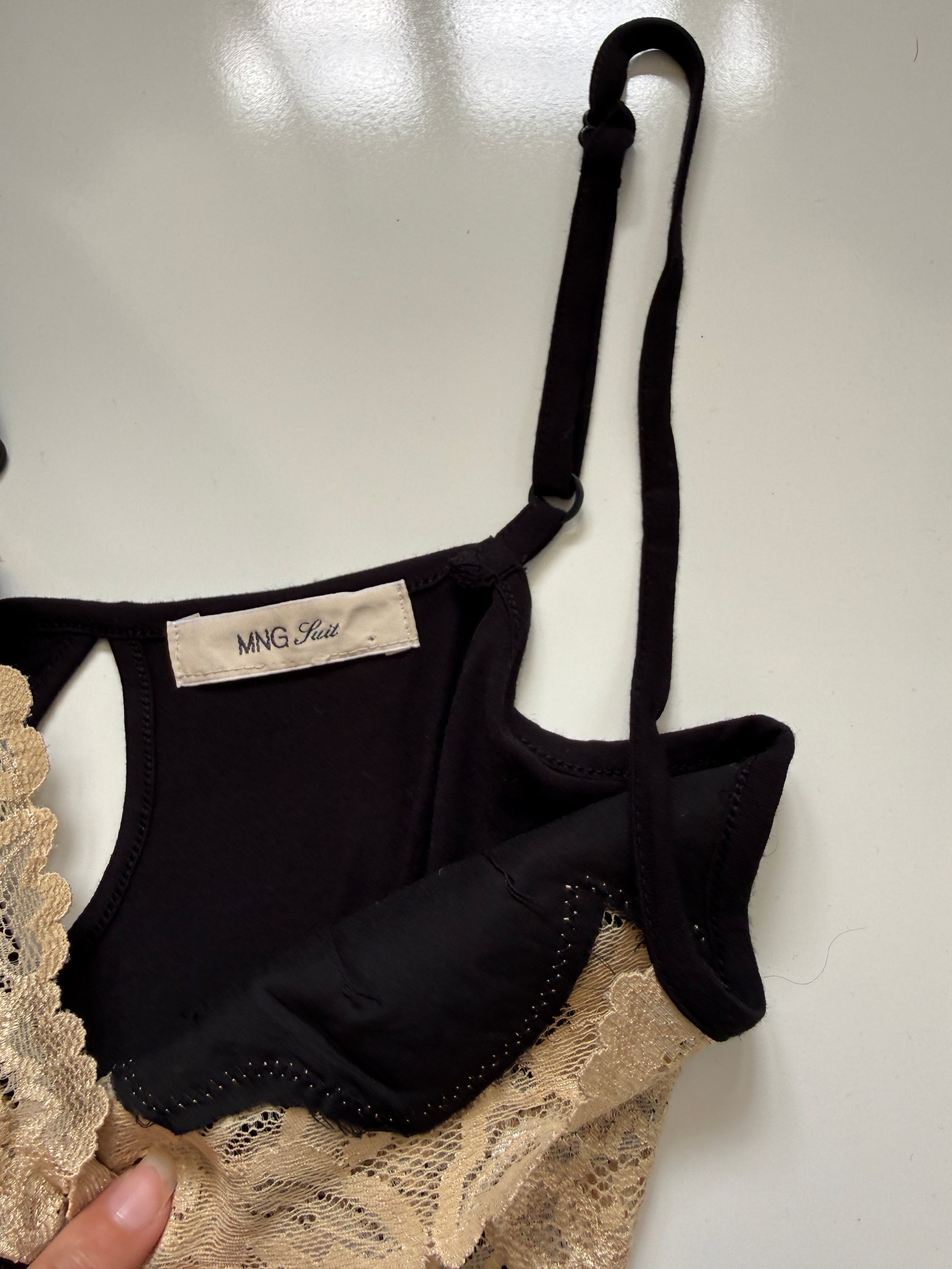 00's Mango Suit cotton cami w lace trim • Size M