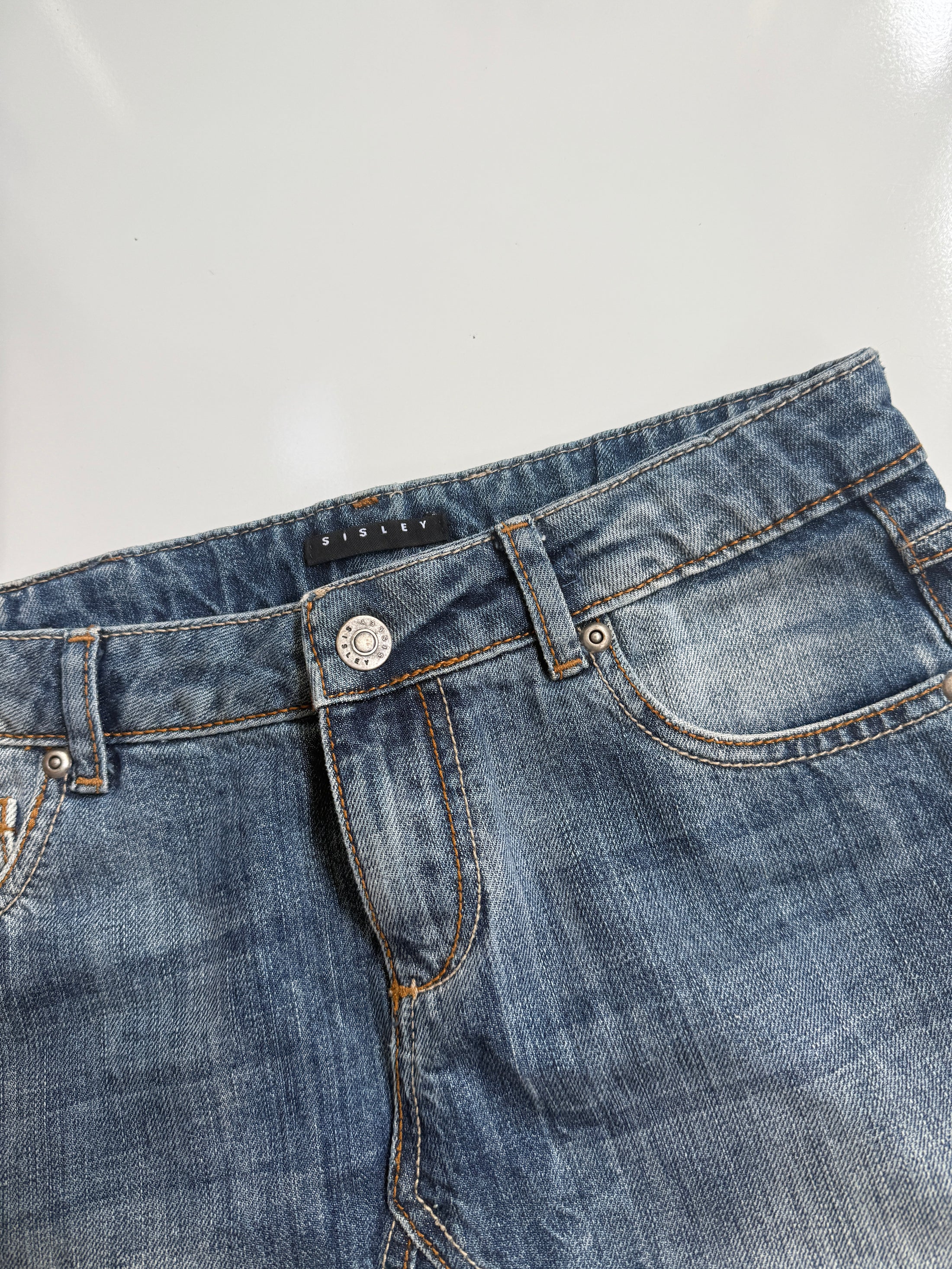 00's Sisley denim mini • Size 4-6