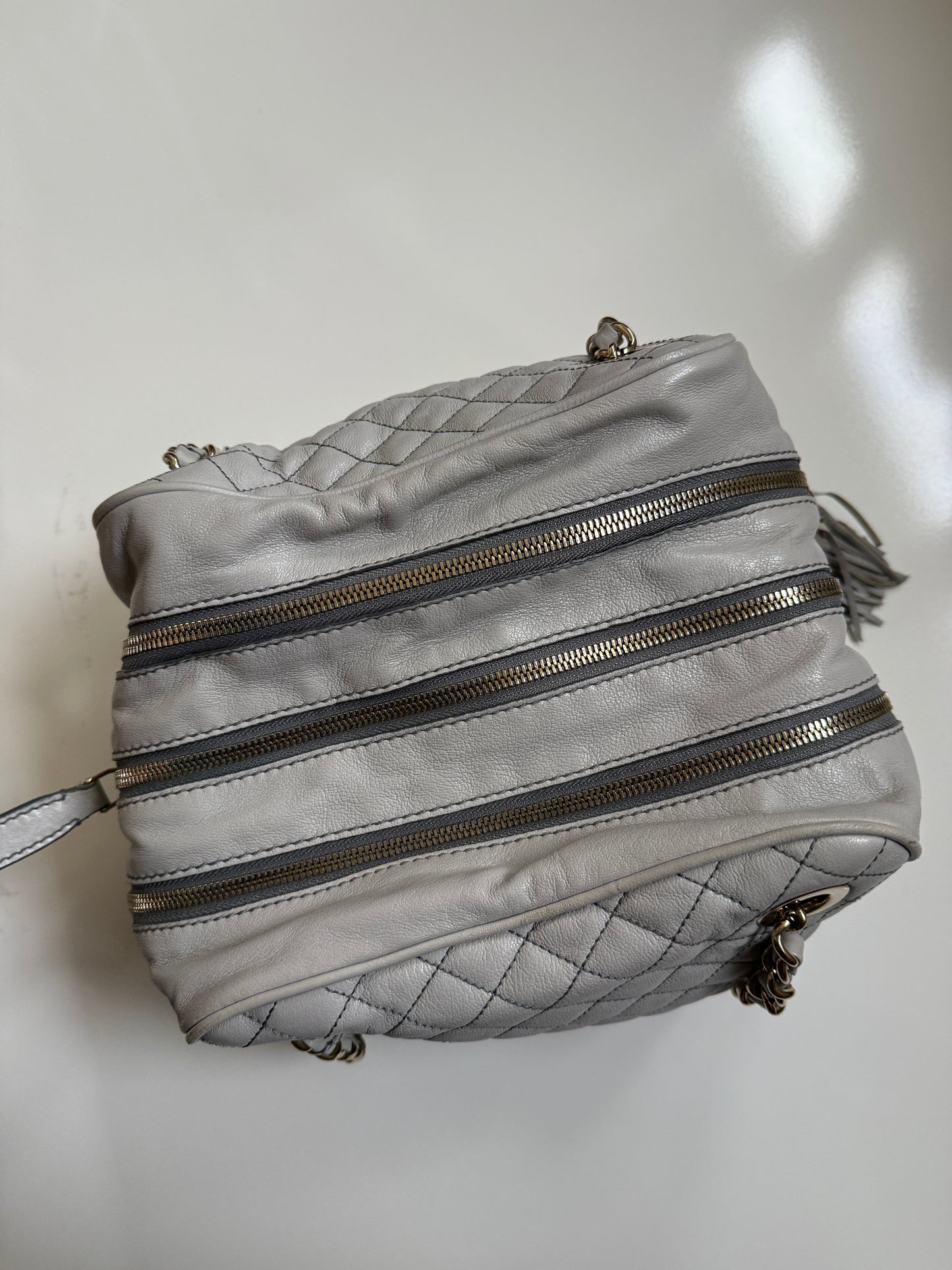 00's Dolce & Gabbana lily glam genuine leather bag