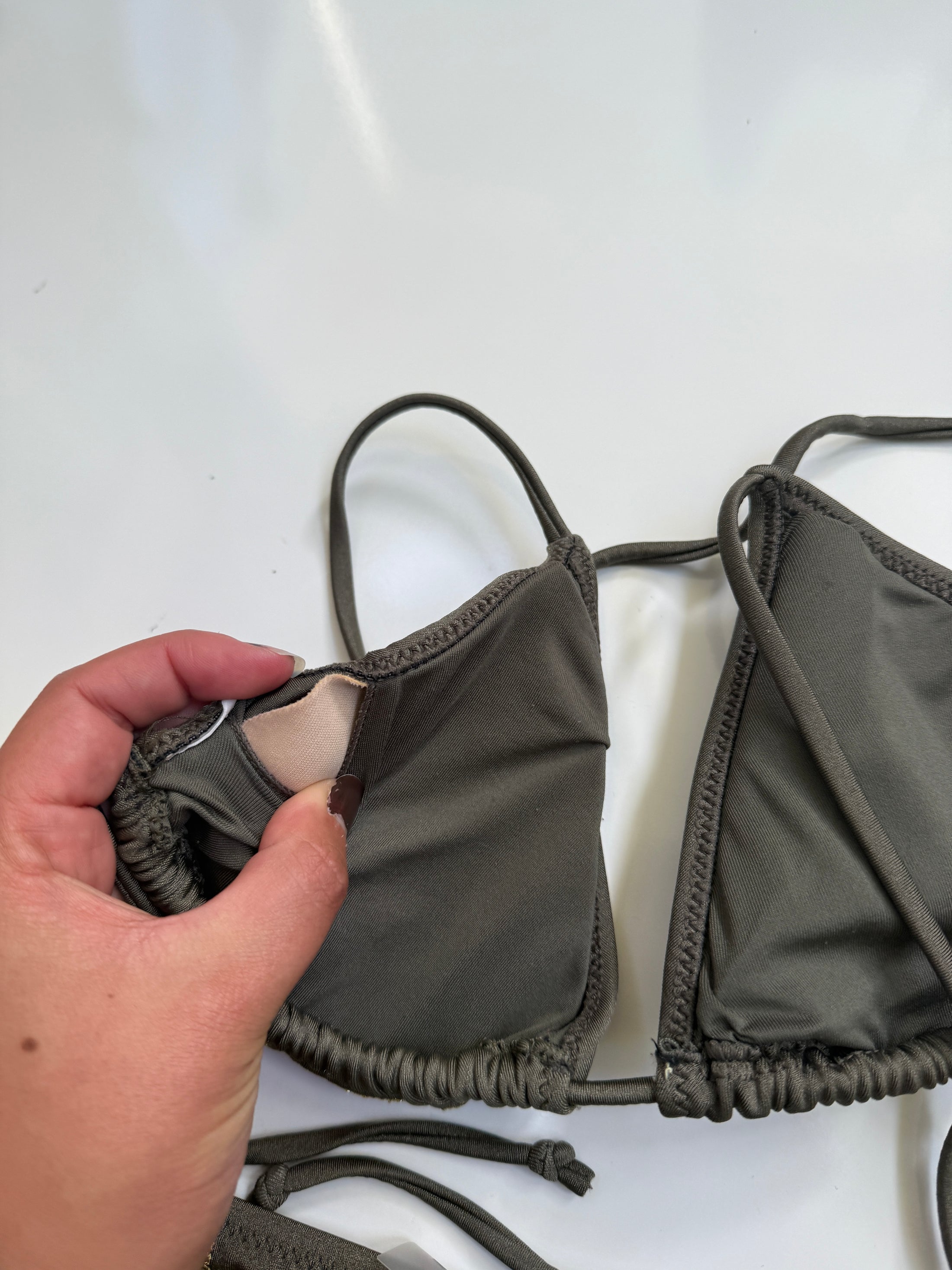 00's Khaki embroidered bikini set • Size S