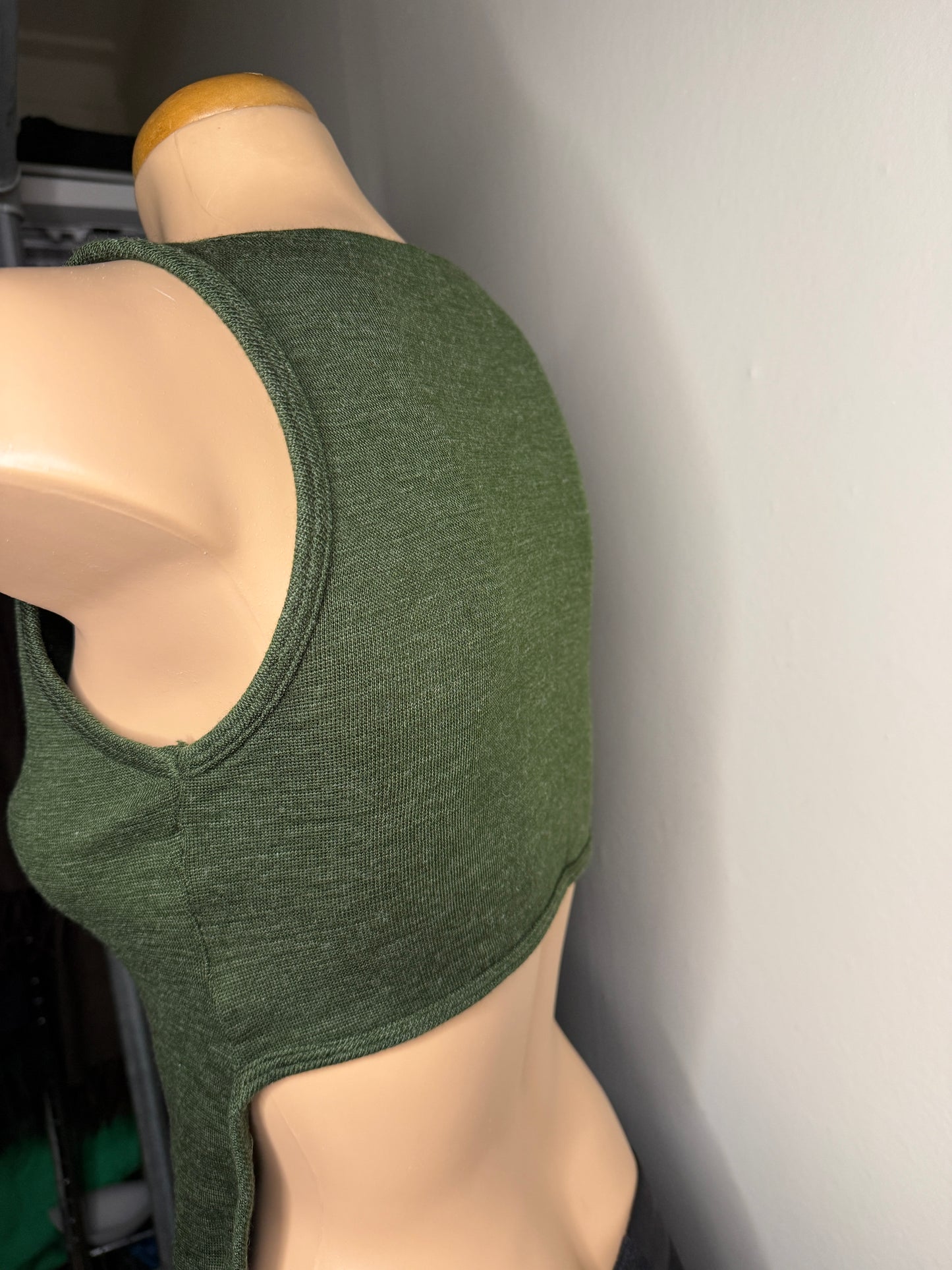 00's Khaki backless wool blend tank • Size S