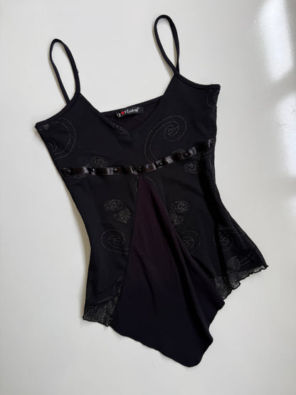 00's Asymmetric cami w ribbon detail • Size S