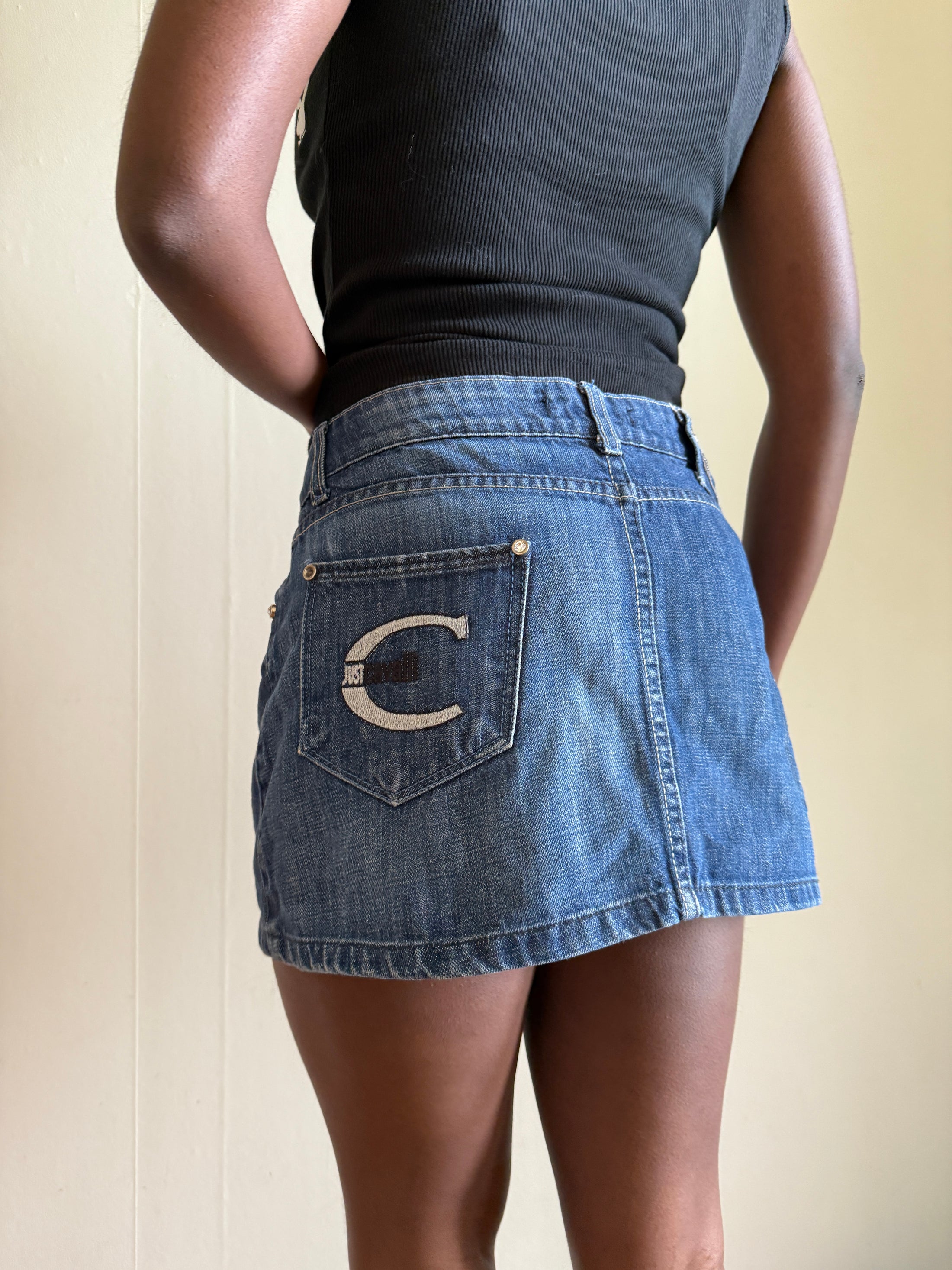 00's Cavalli denim mini skirt • Size 8