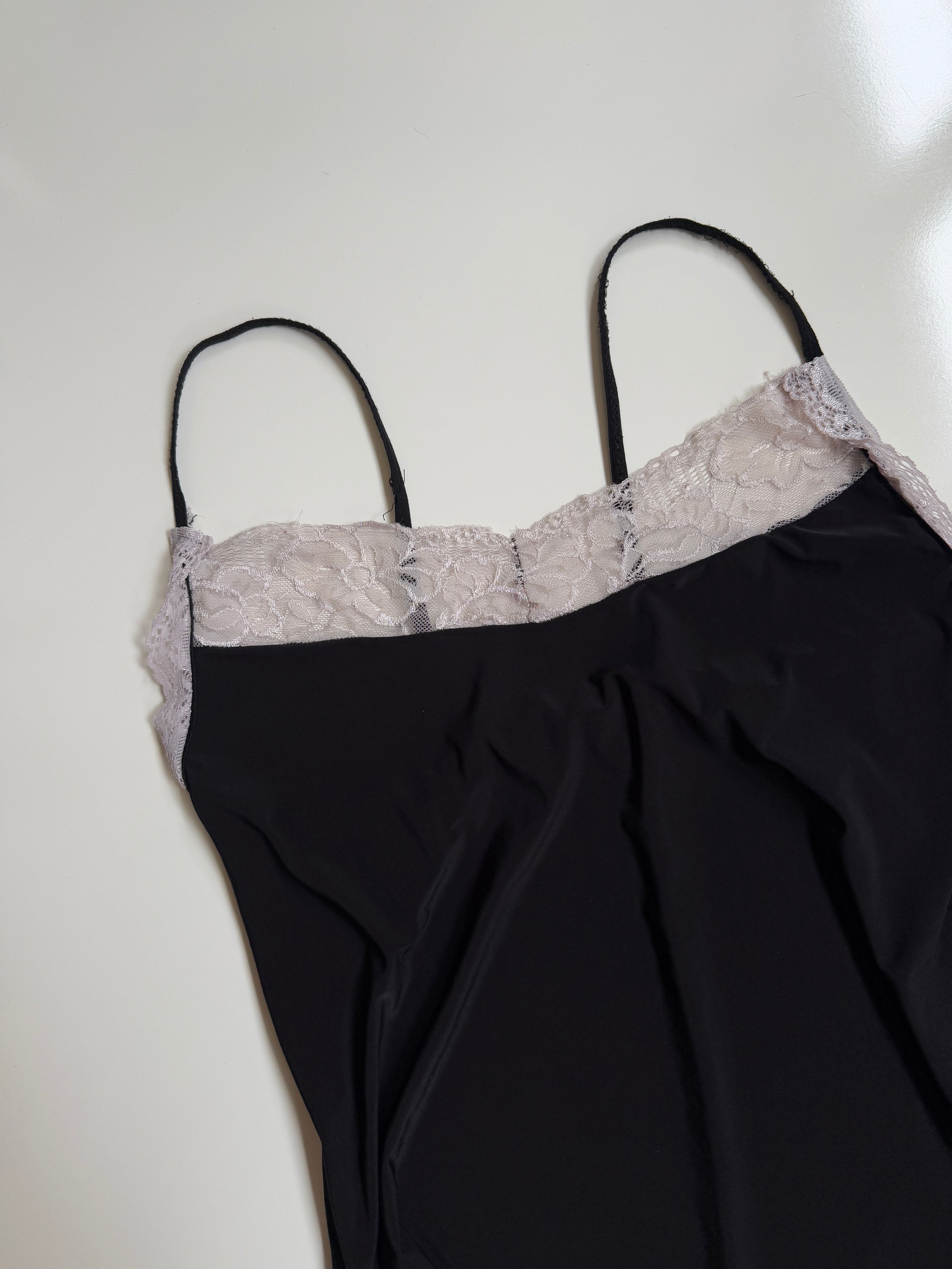 00's Sheer black cami w lace trim  • Size L
