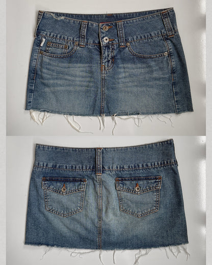 00's Hollister denim mini • Size 10